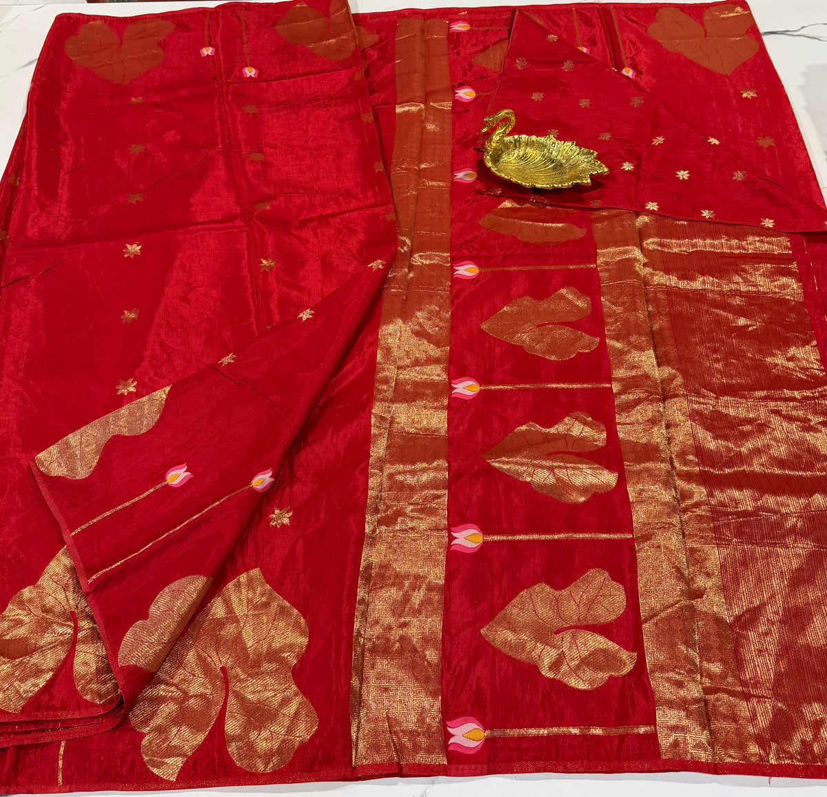 HL-2650 Red Ho crepe saree