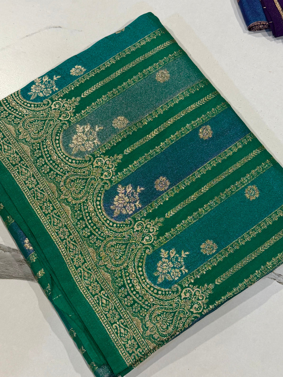 Ws-2100 Rama green Rangkart kaddi georgette saree