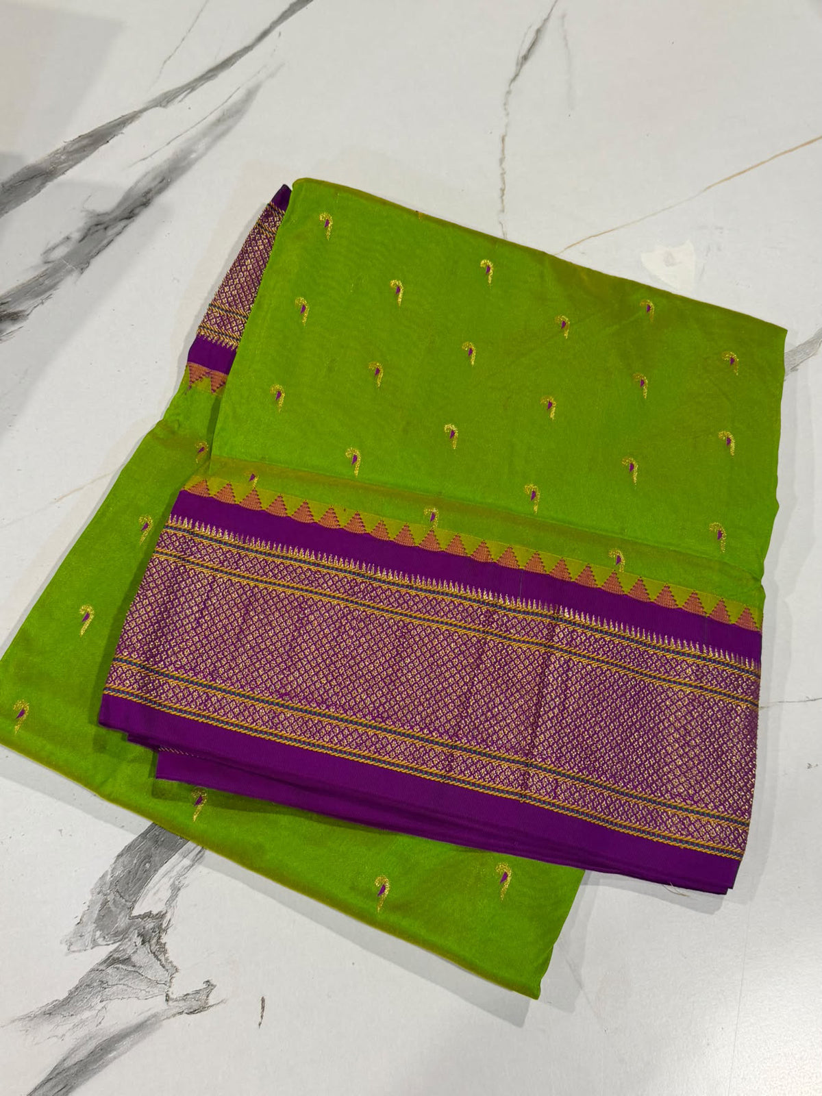 LD-N9 narayanapeta semi Pattu parrot green and megenta border muniya butta saree