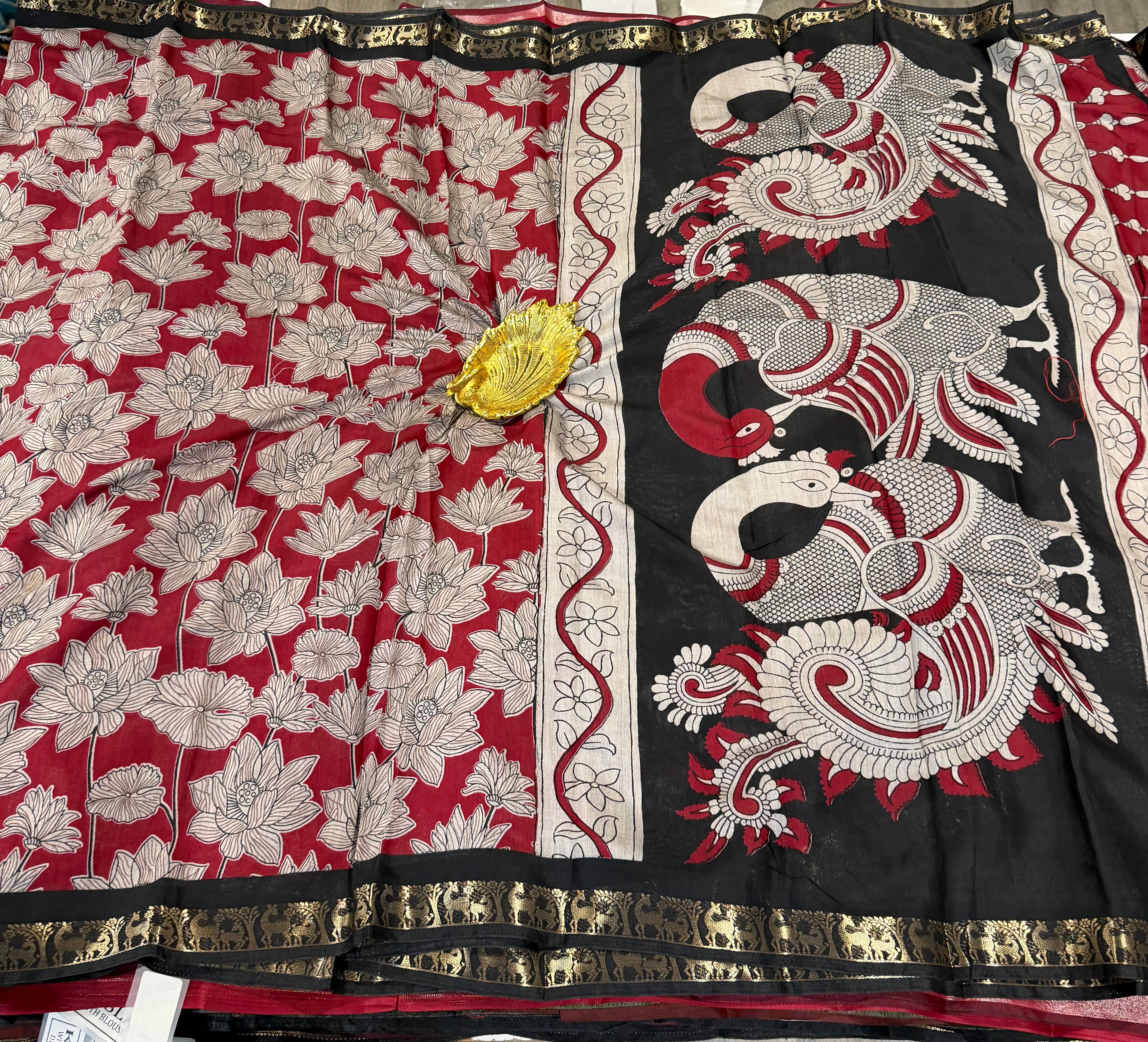 Red saree Mashru mangalagiri