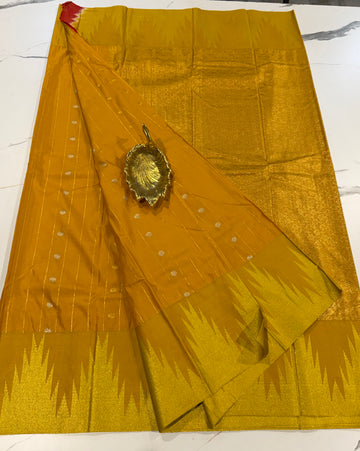 TT- 2899 yellow temple Gadwal saree