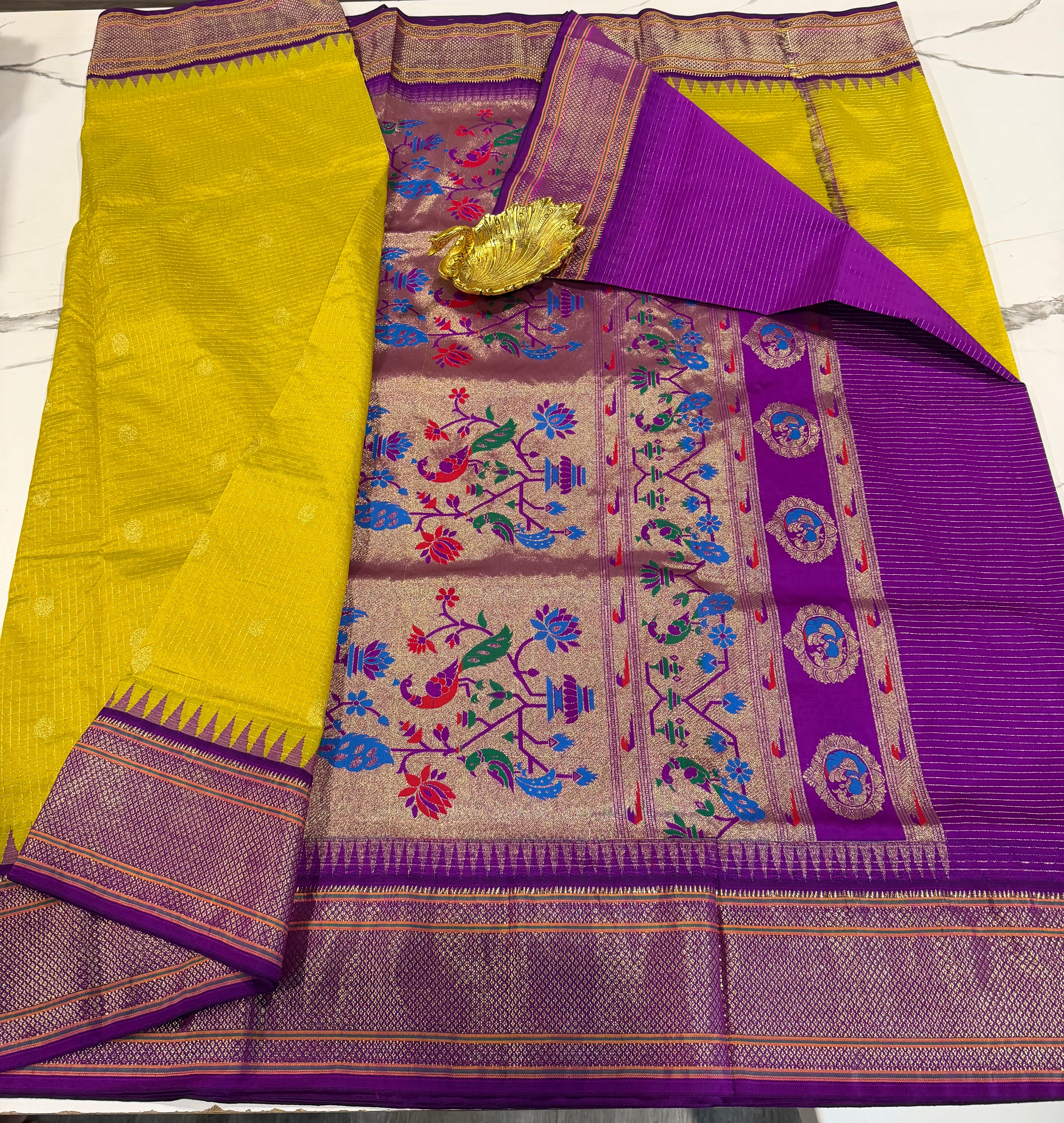 LD-NG25 pesara green and purple border saree
