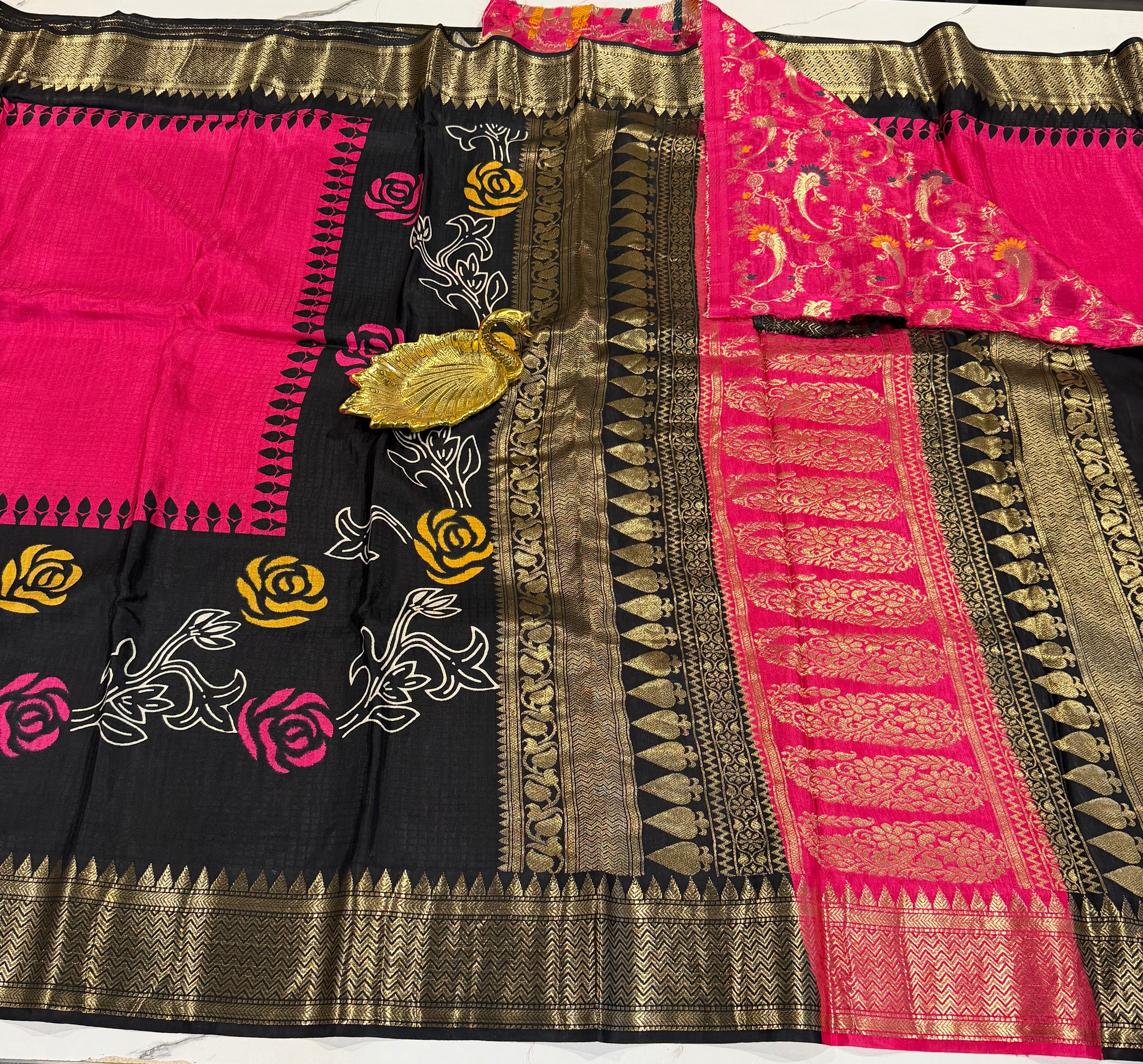 LD-2650 Ganga Jamuna saree pink n black