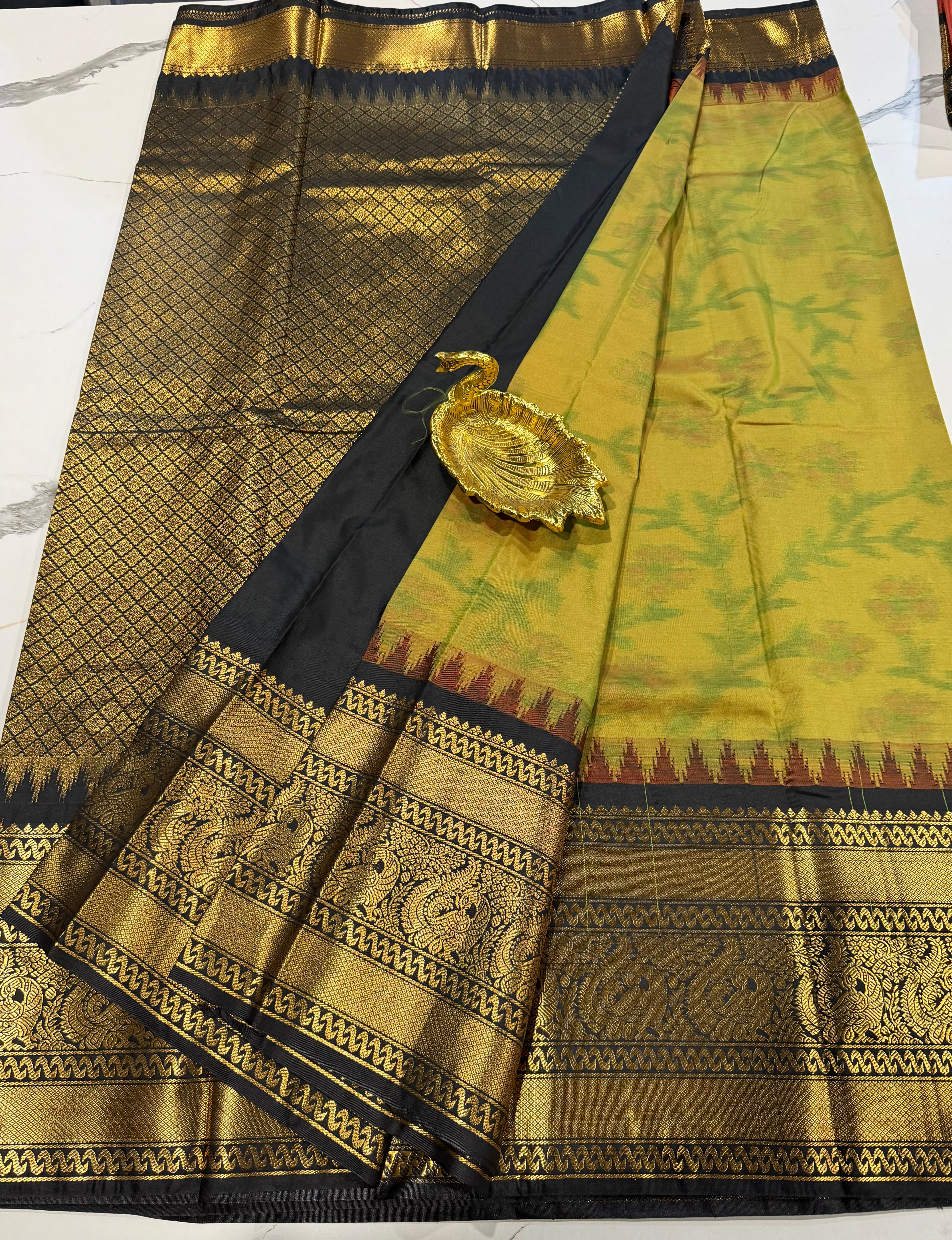 GP-3100 green Pochampally prints saree