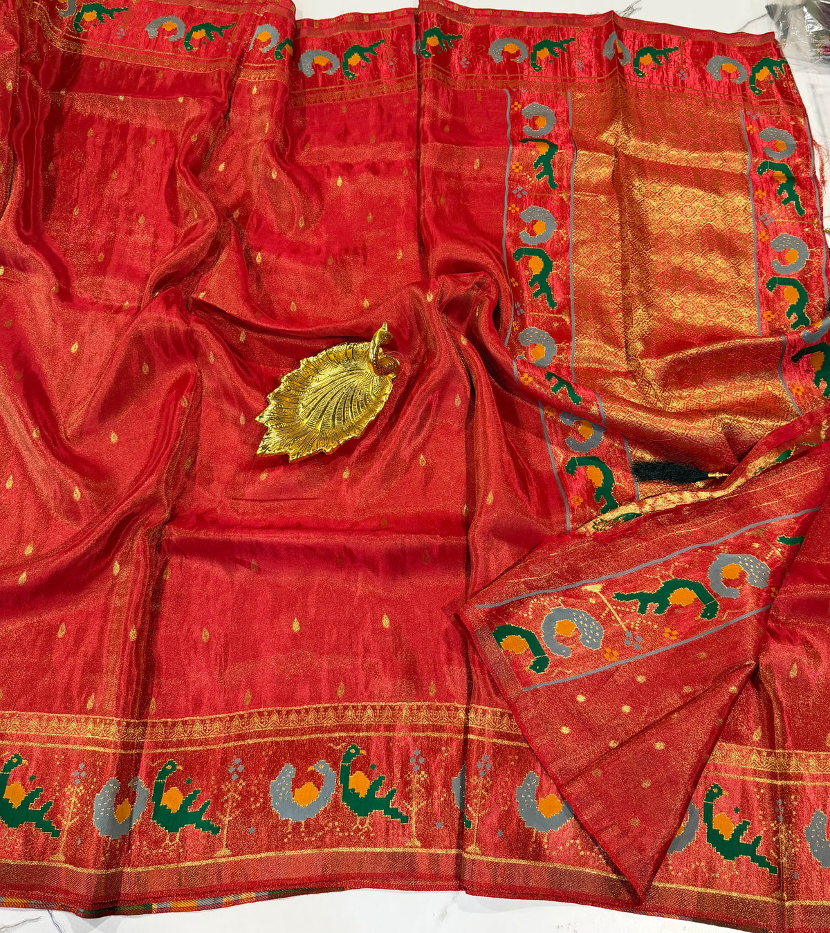 T-2998 Red banaras Kanchi tissue Mashru borders saree