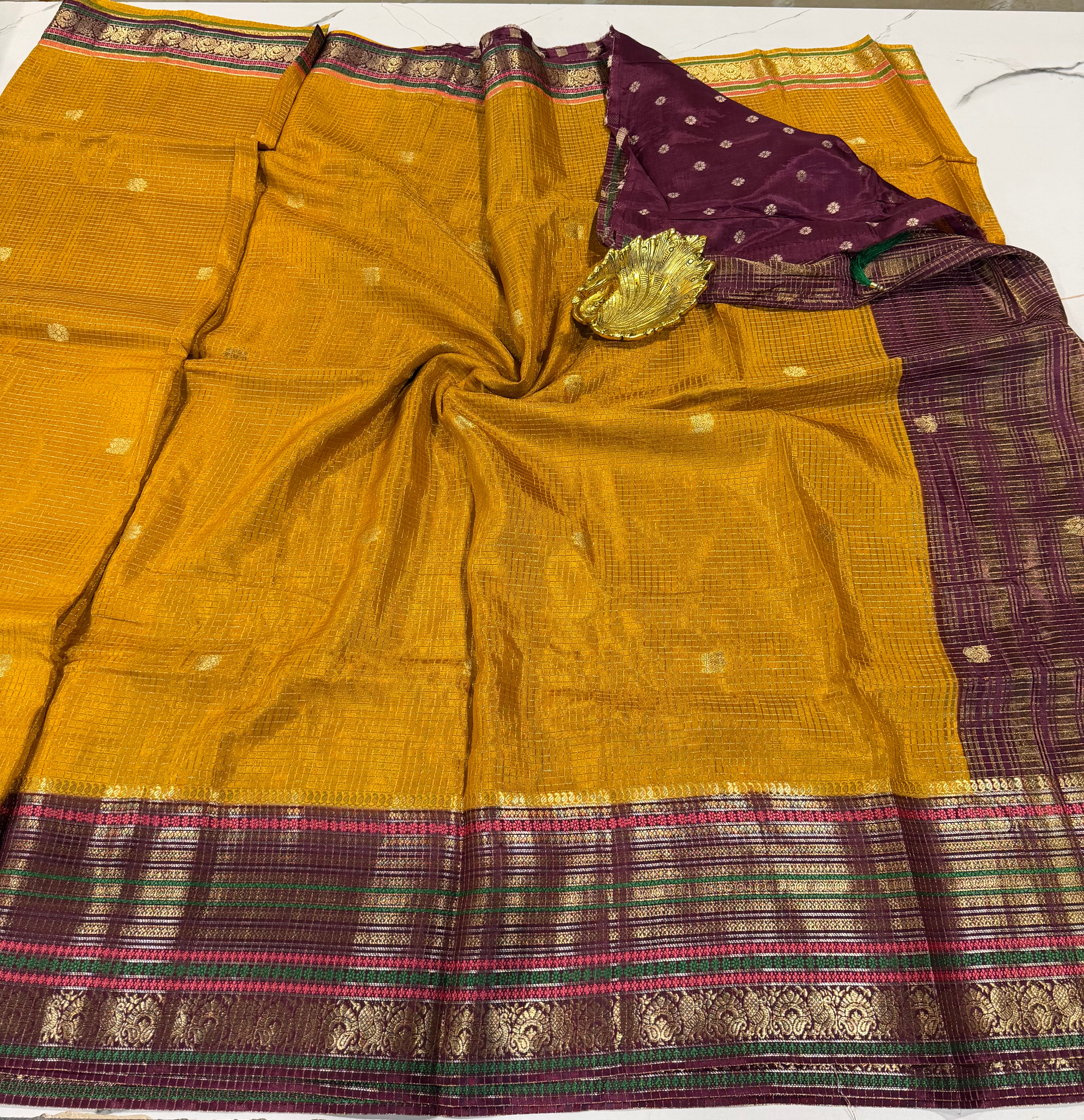 VN-2450 Mustured n wine vintage Narayanpet saree
