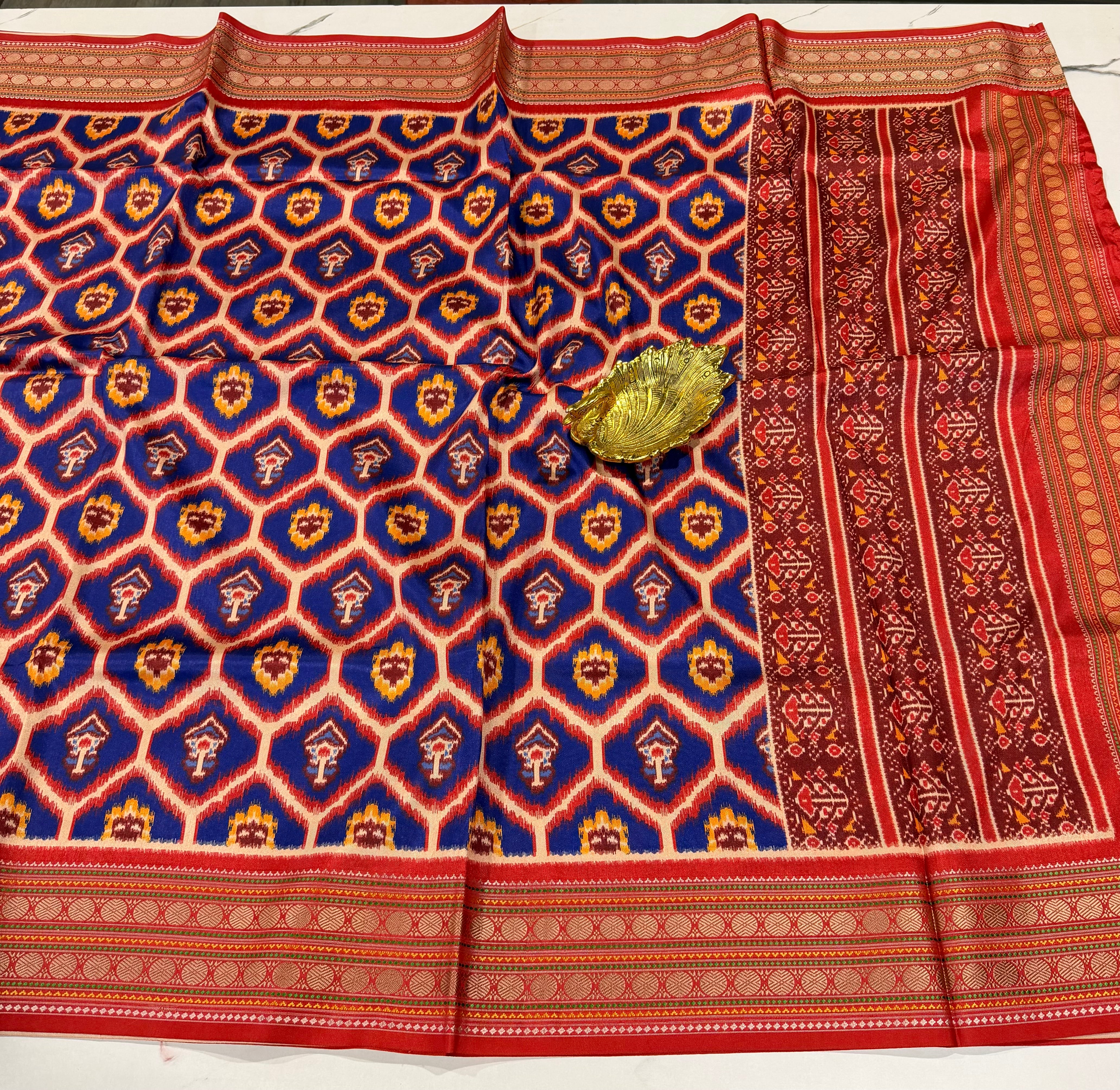 LD-1399 Rudraksha borders spun Patola blue saree