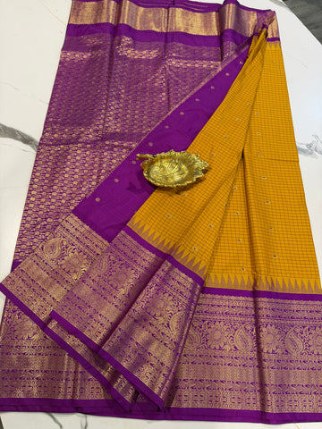 VG2 mustured & Magentha semi Gadwal saree