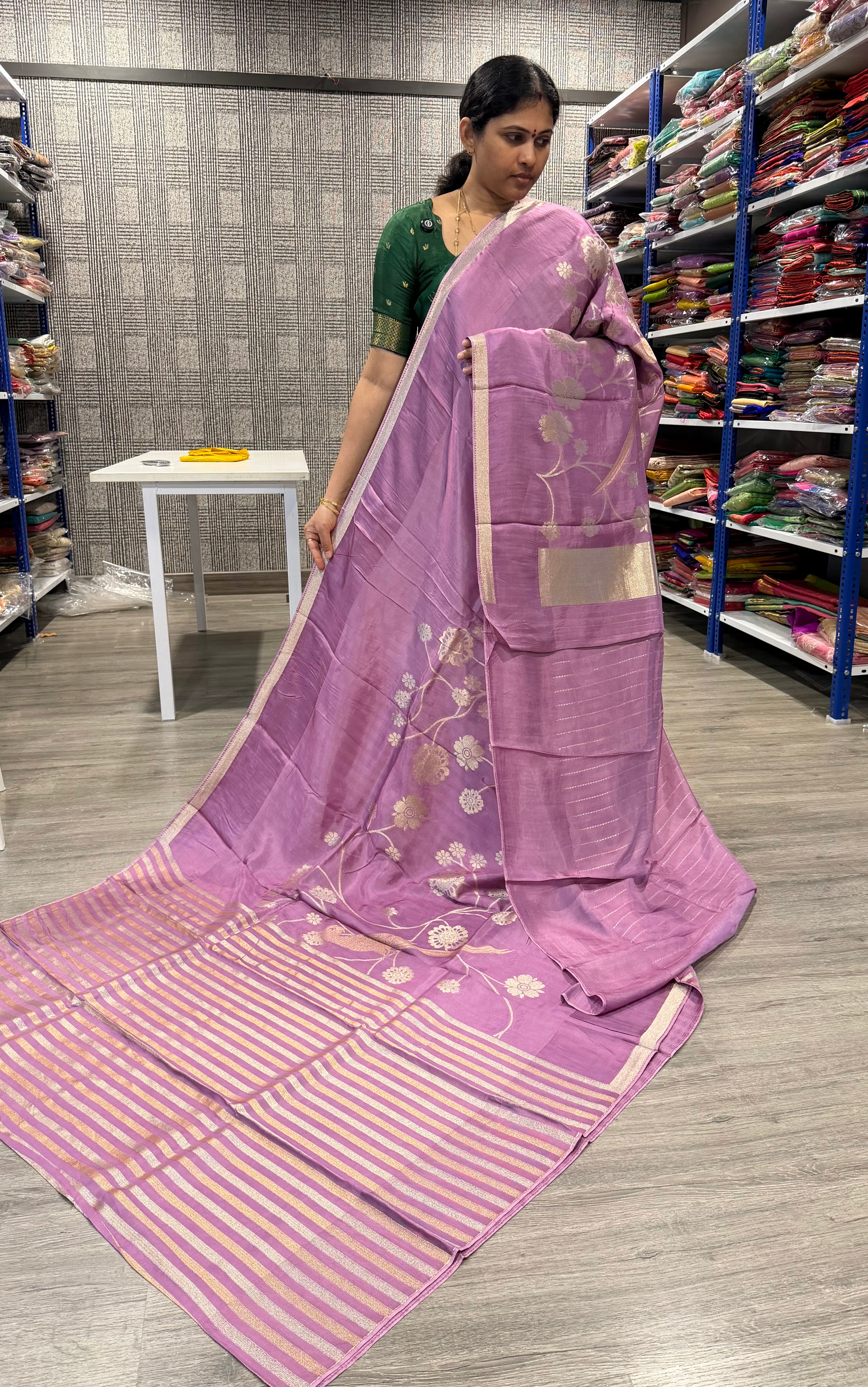 CP-42 Mavue colour Paithani crep saree