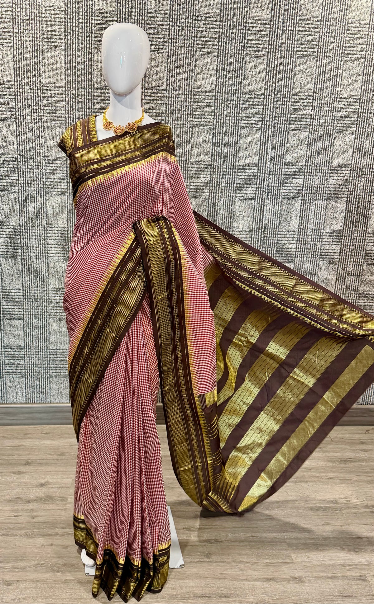 Nc-23 Red n white checks brown borders Narayanpet ilkal checks saree