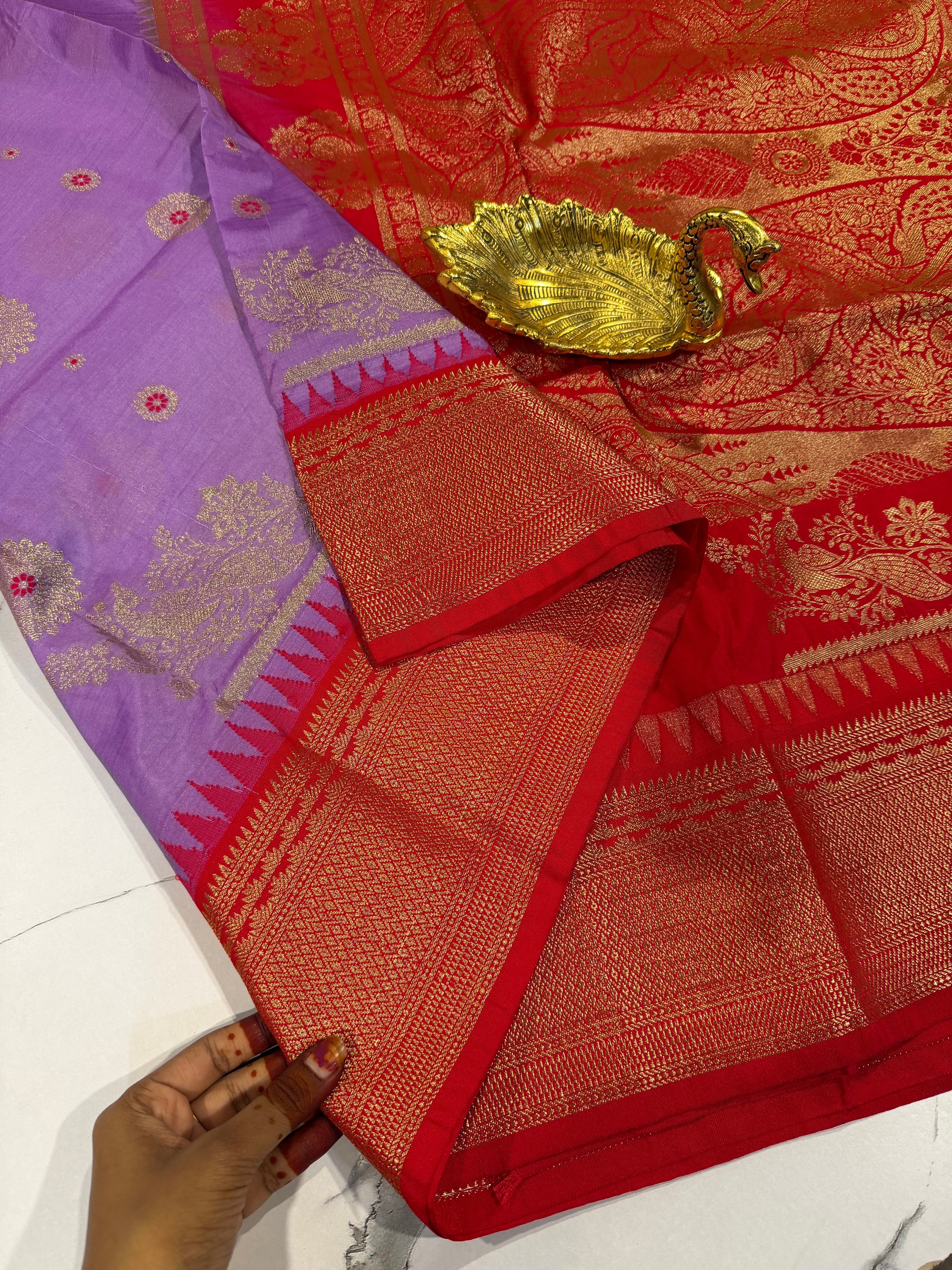 SN-35 Semi narayanpet Lavender and red border saree