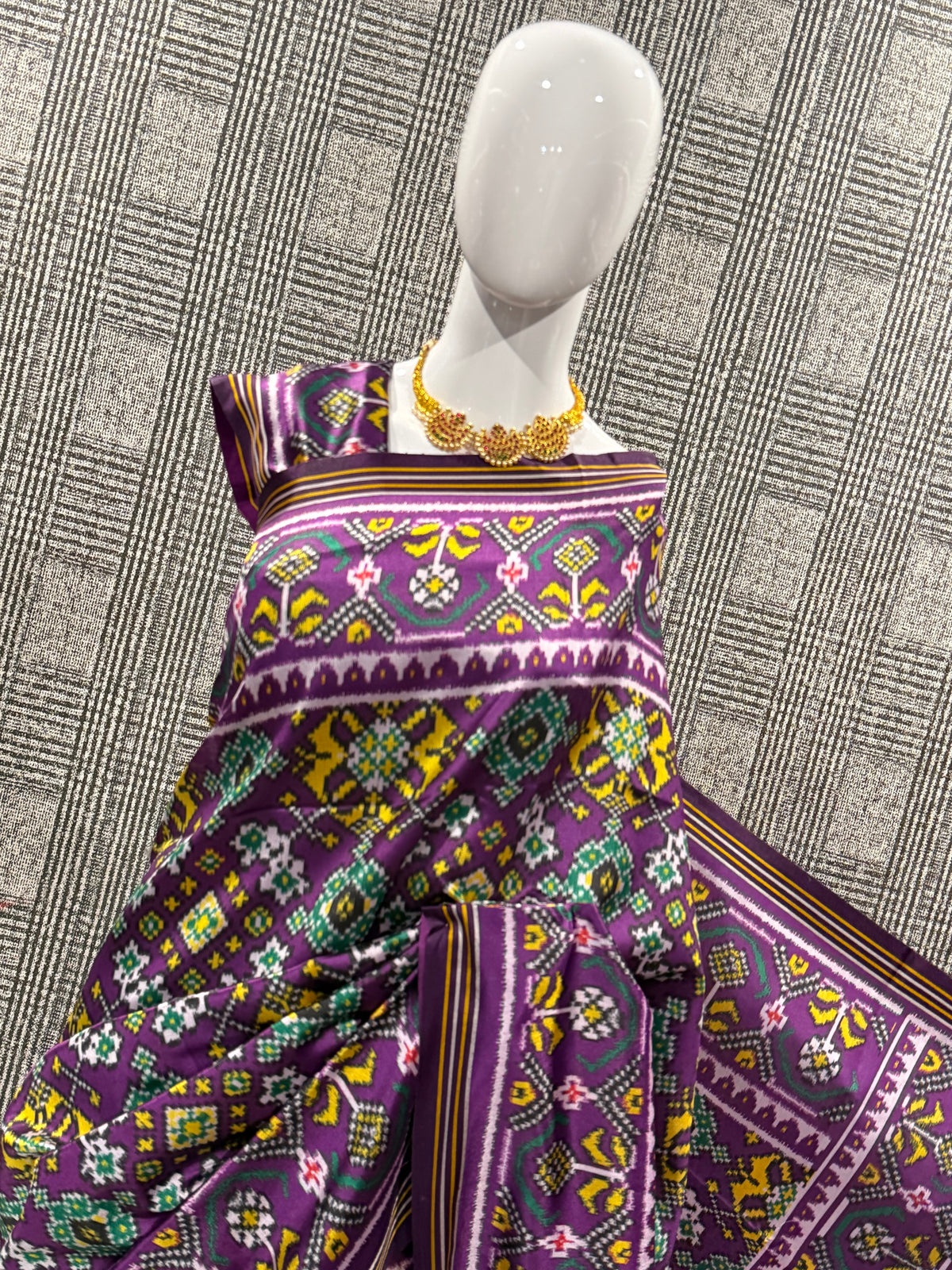 NPP-1350 purple colour navarthan patola saree