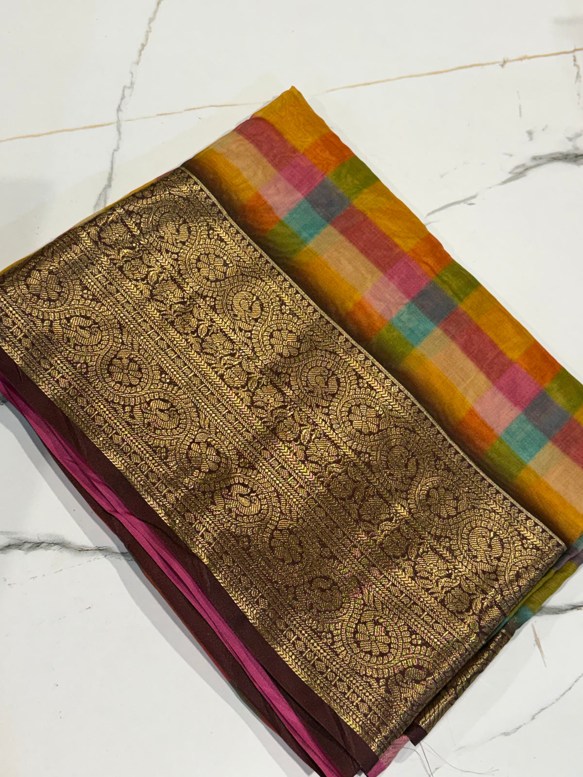 Me-1599 yellow n brown Madras Checks muslin saree
