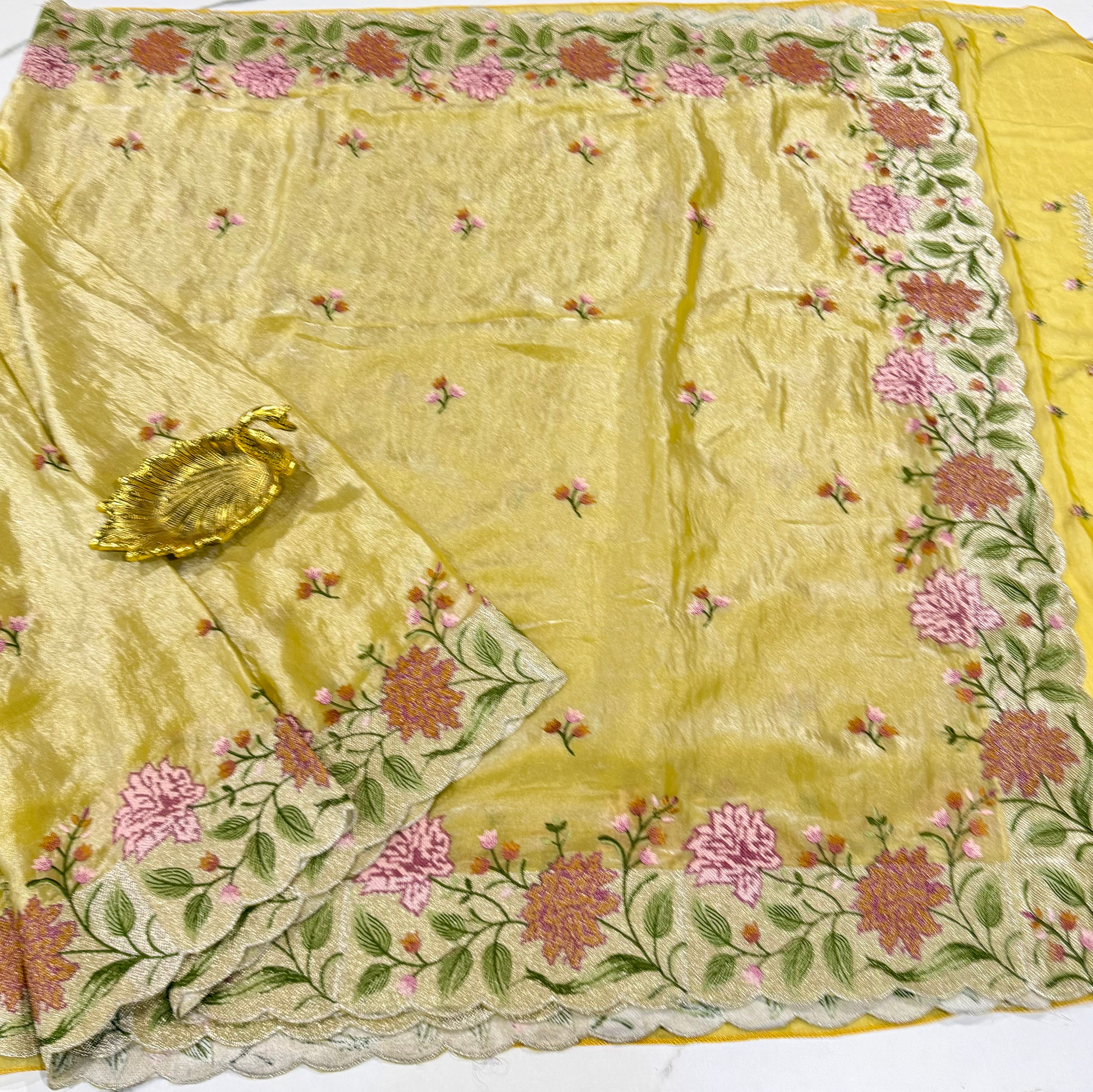 LD-S2750 satin space silk Pettit work yellow