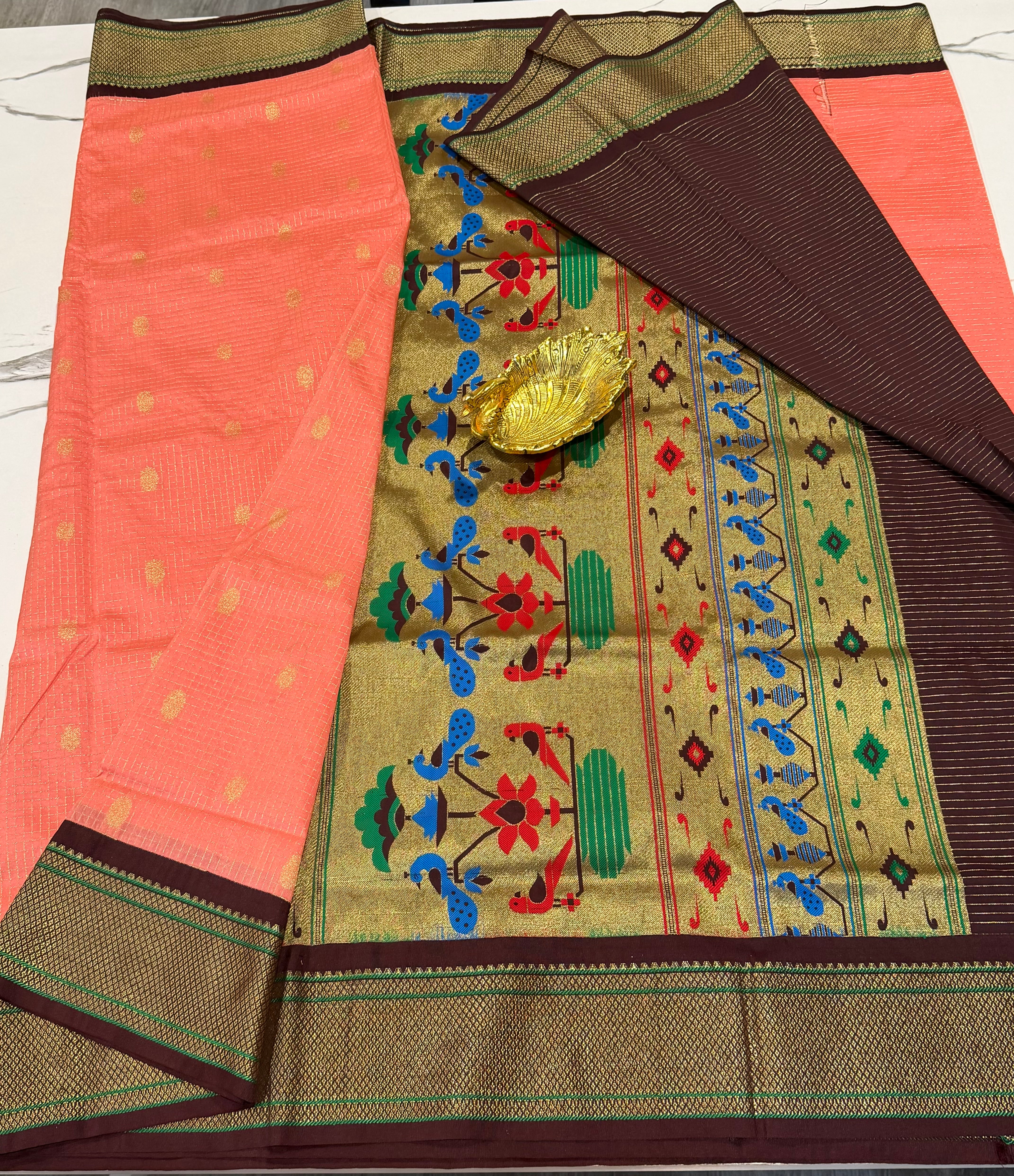 LD-SN35 pink colour and brown border saree