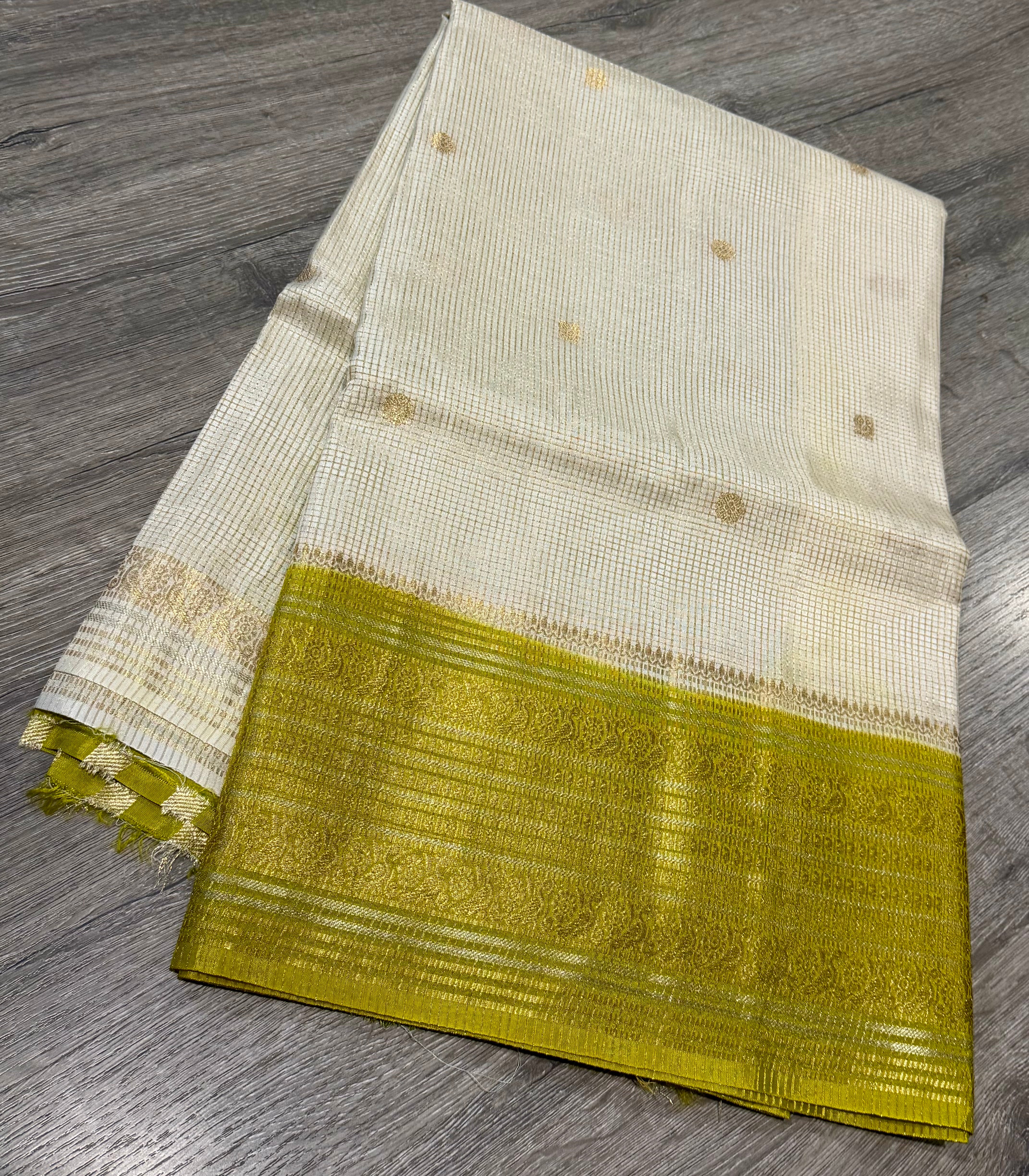 VKC2149BB- white n green Kanchi Brdr saree