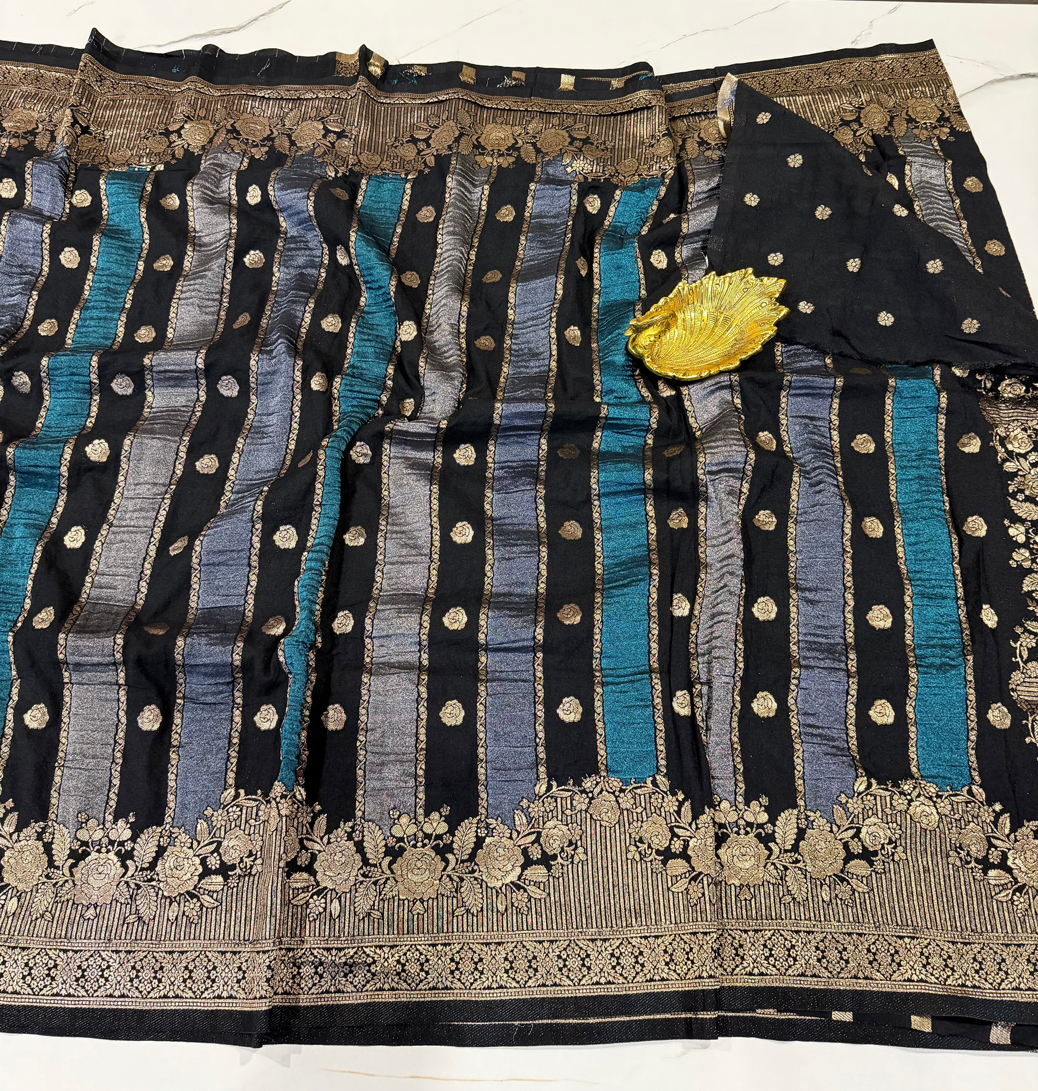 KR-1949 Black Rangkart kaddi georgette saree