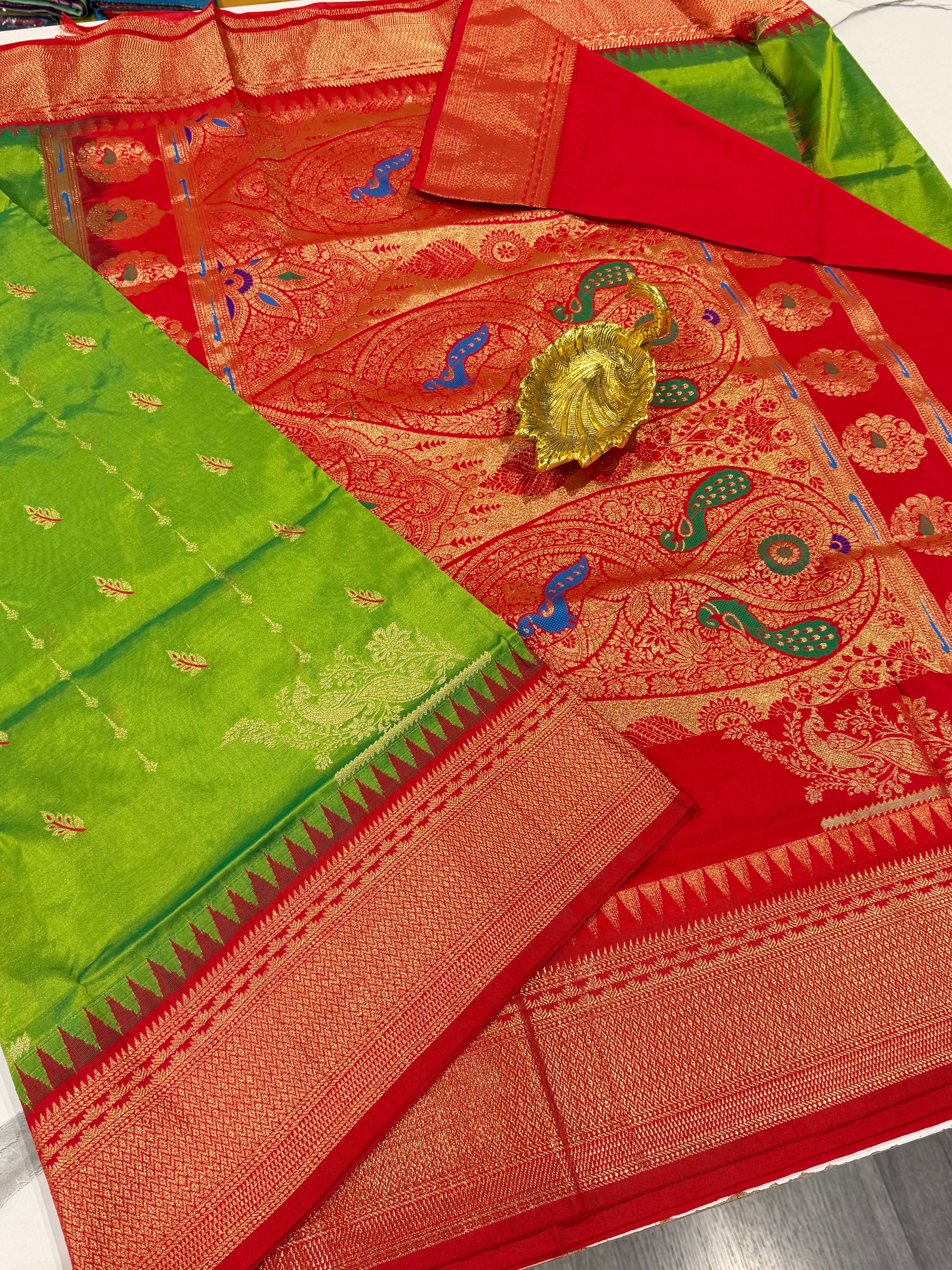 LD-NL35 semi narayanpet pattu green and red border saree