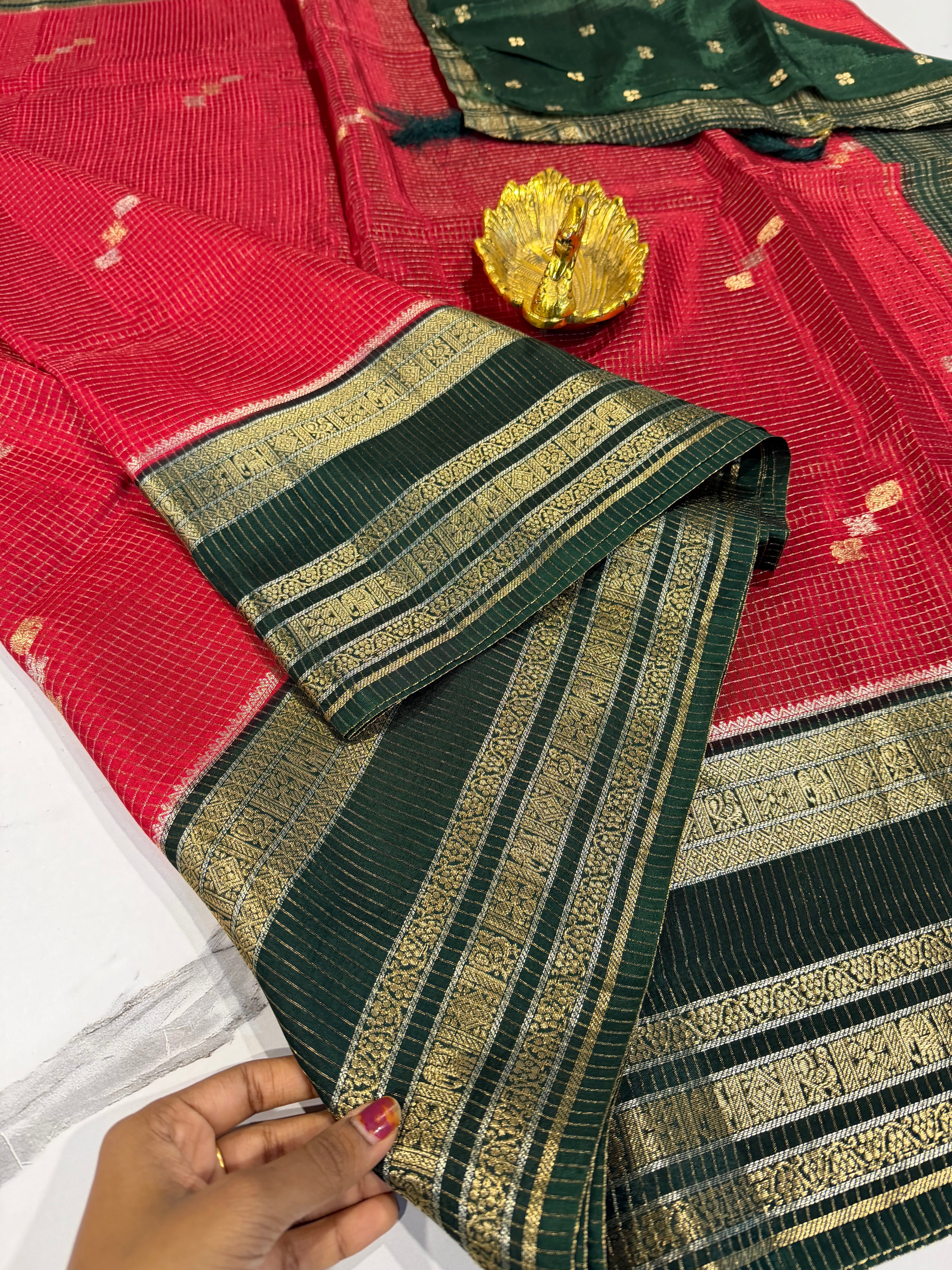 KS-23  red n green vairaoosi Vintage Kanchi saree