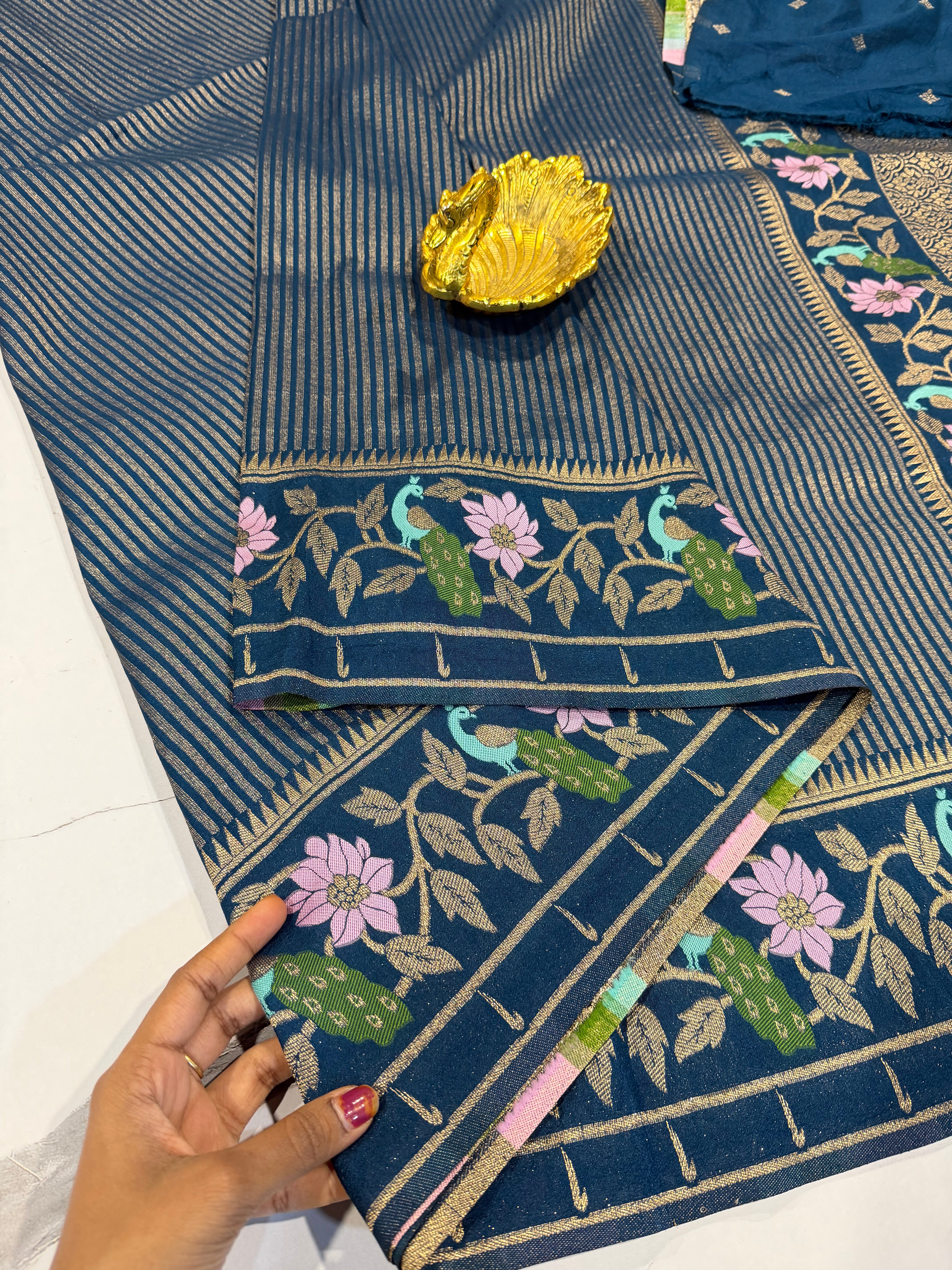Gv-1950 peacock blue Banaras green mango saree