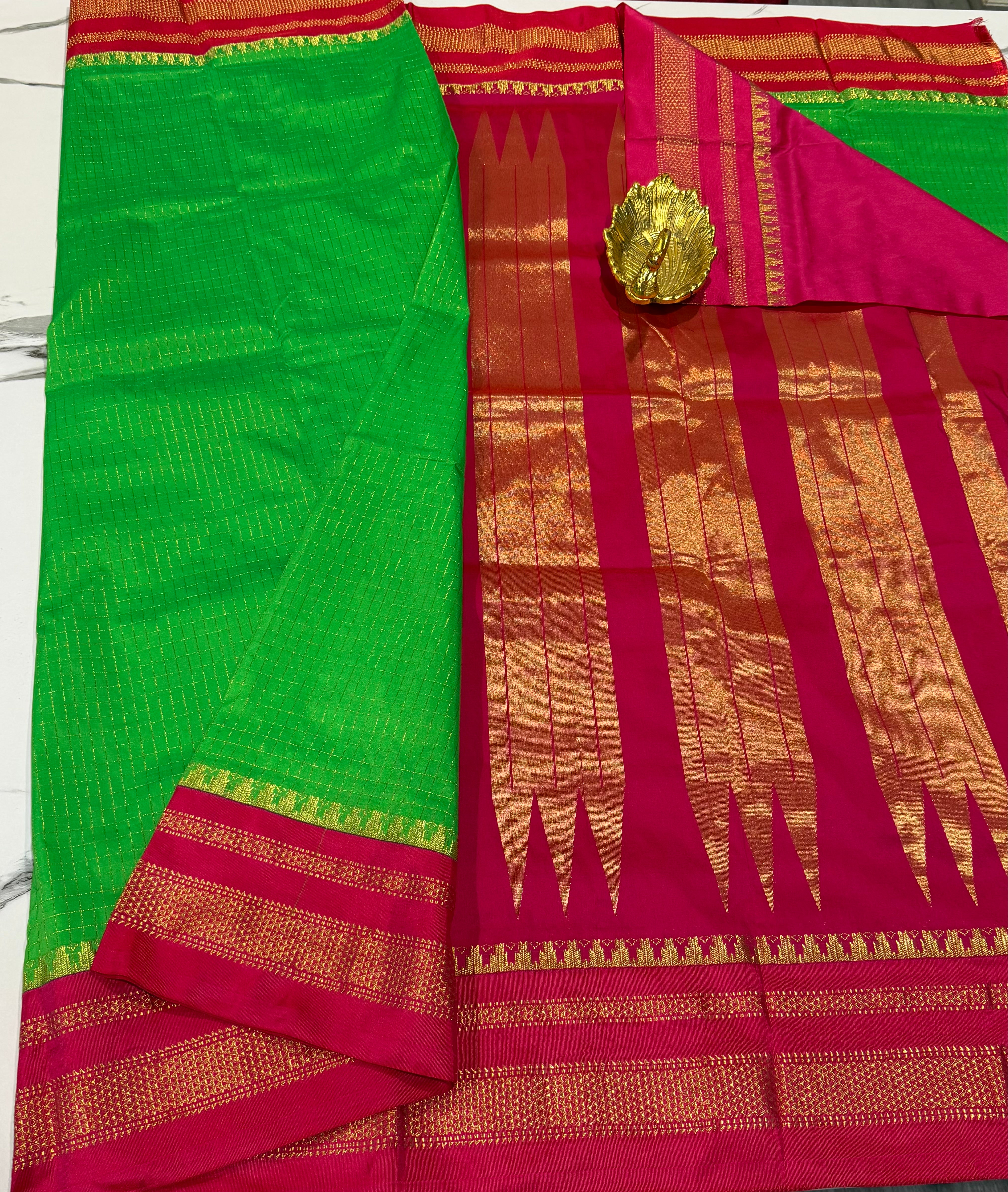 LD-NG25
 light green and pink border saree