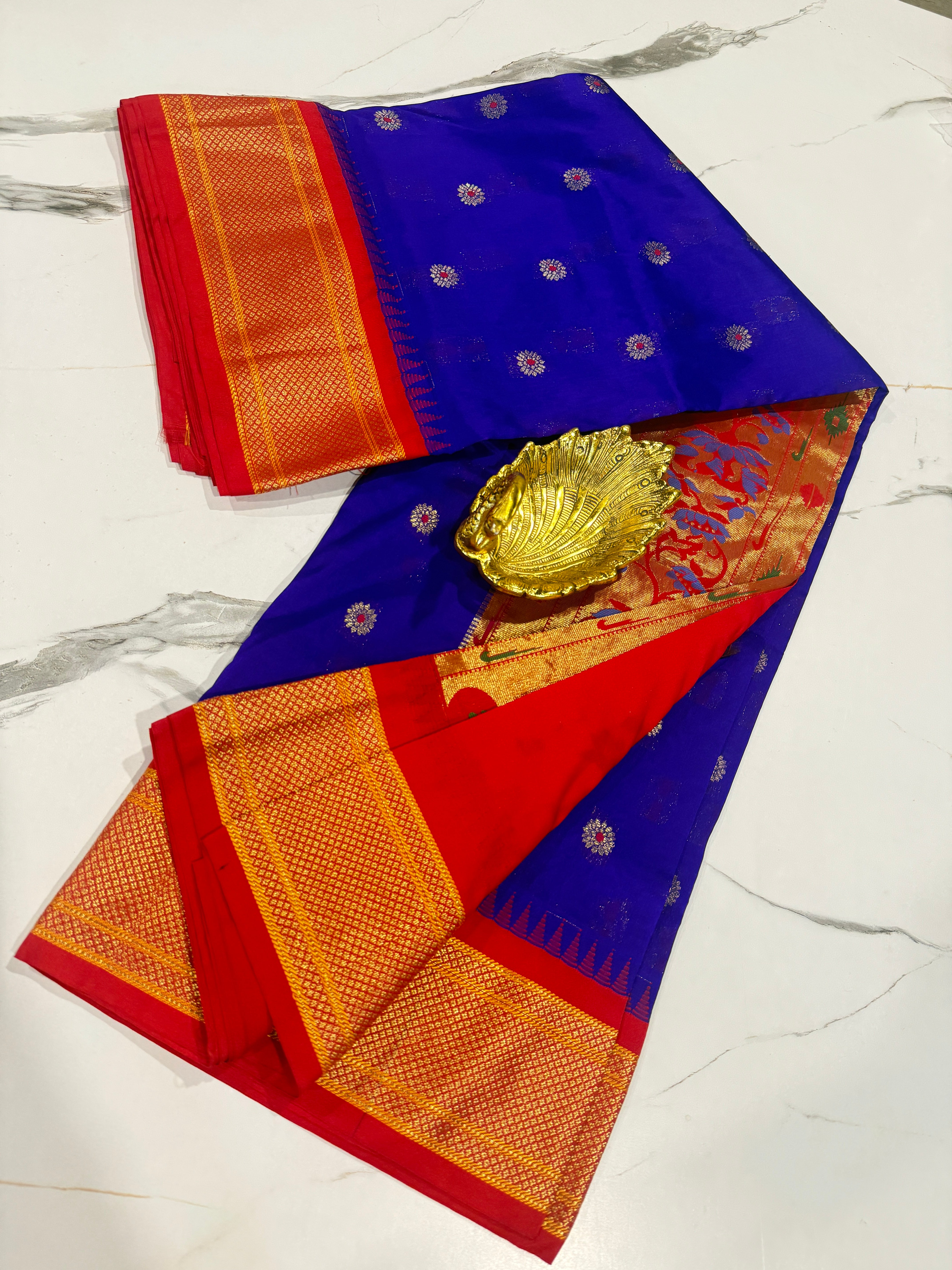 LD-N9 Blue n red saree Narayanapet semi pattu chakra butta
