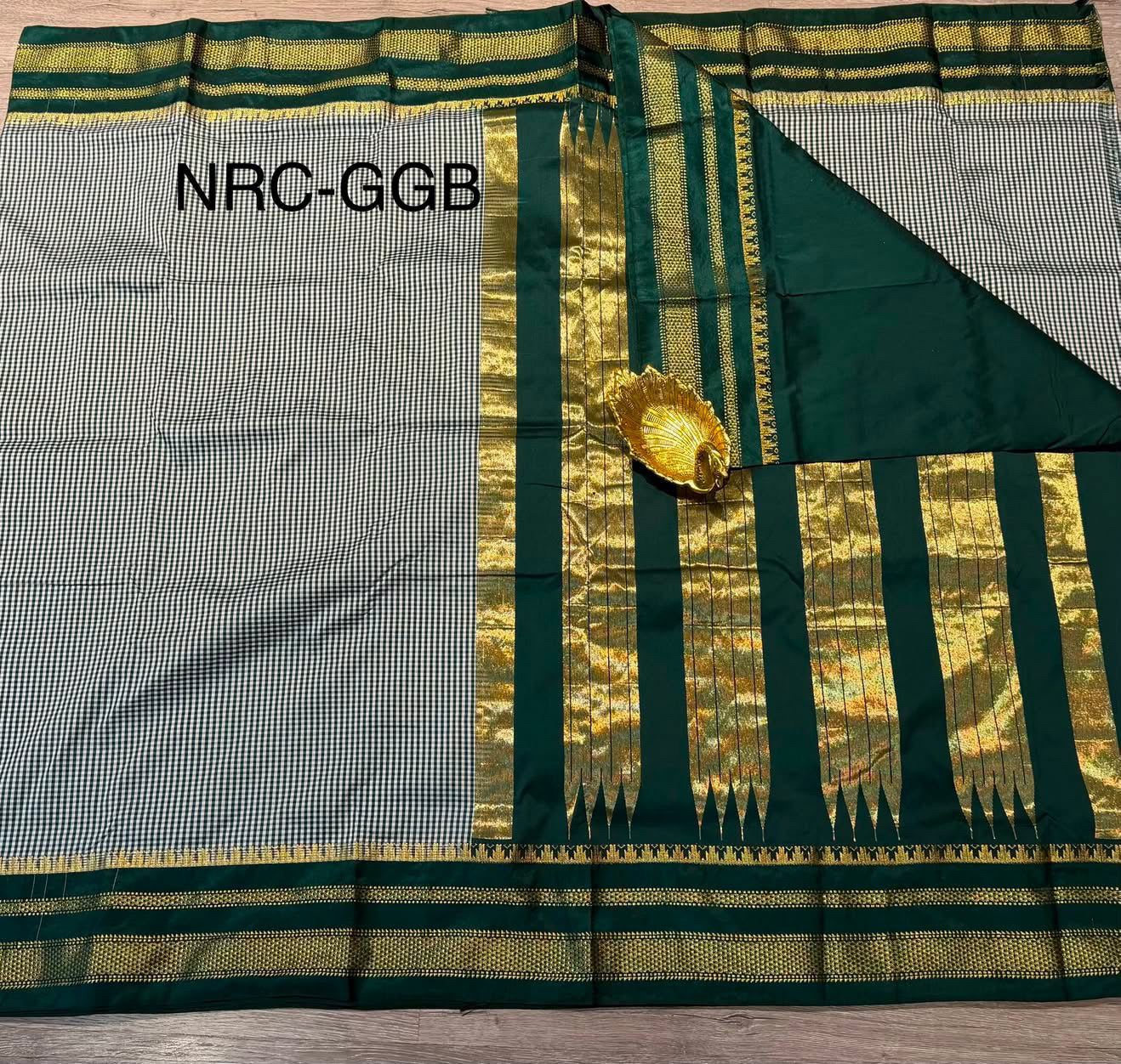Nrc-ggb semi Narayanpet green n white checks n green border
