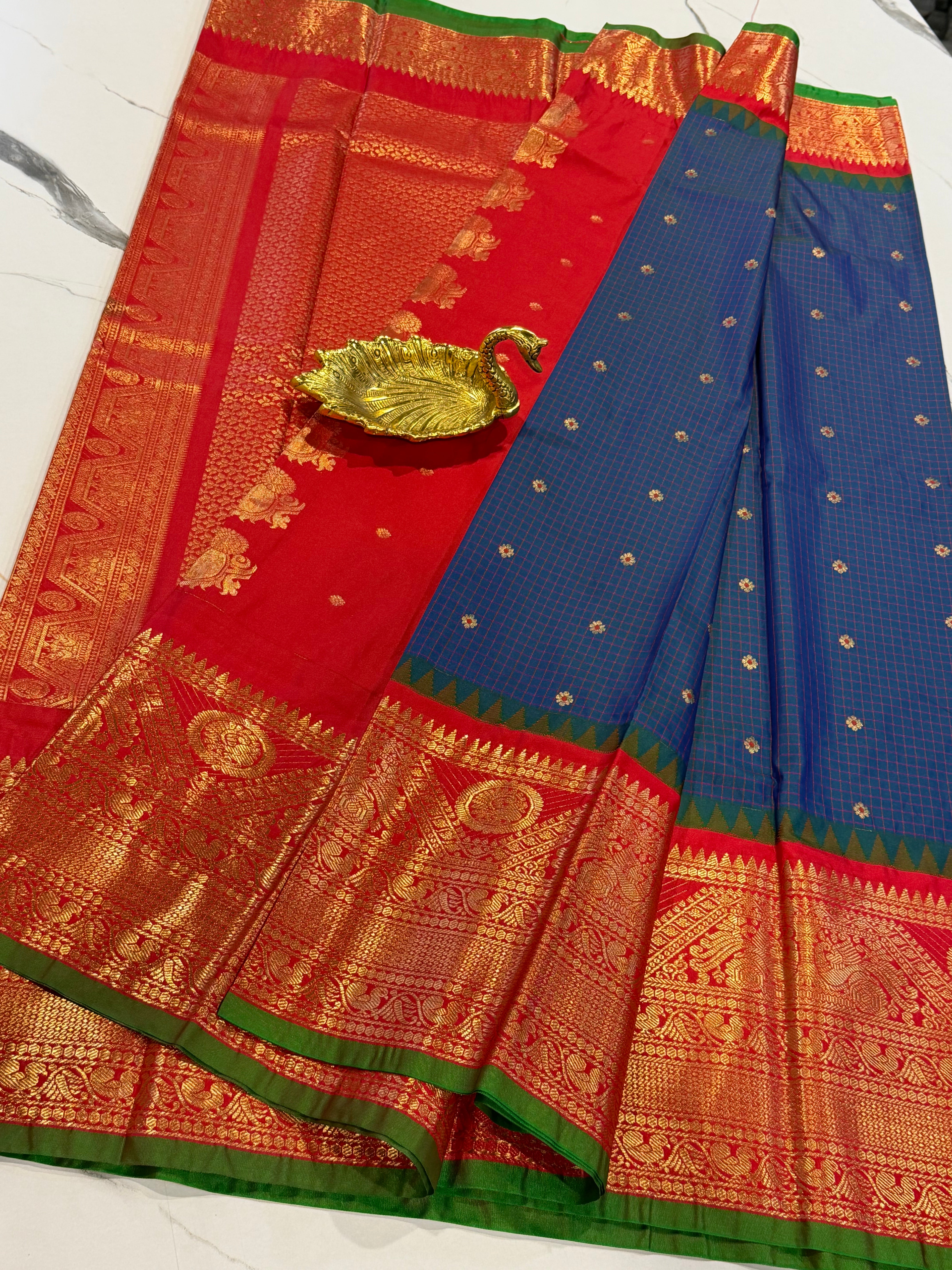 VG2 peacock blue & Red semi Gadwal saree (Copy)