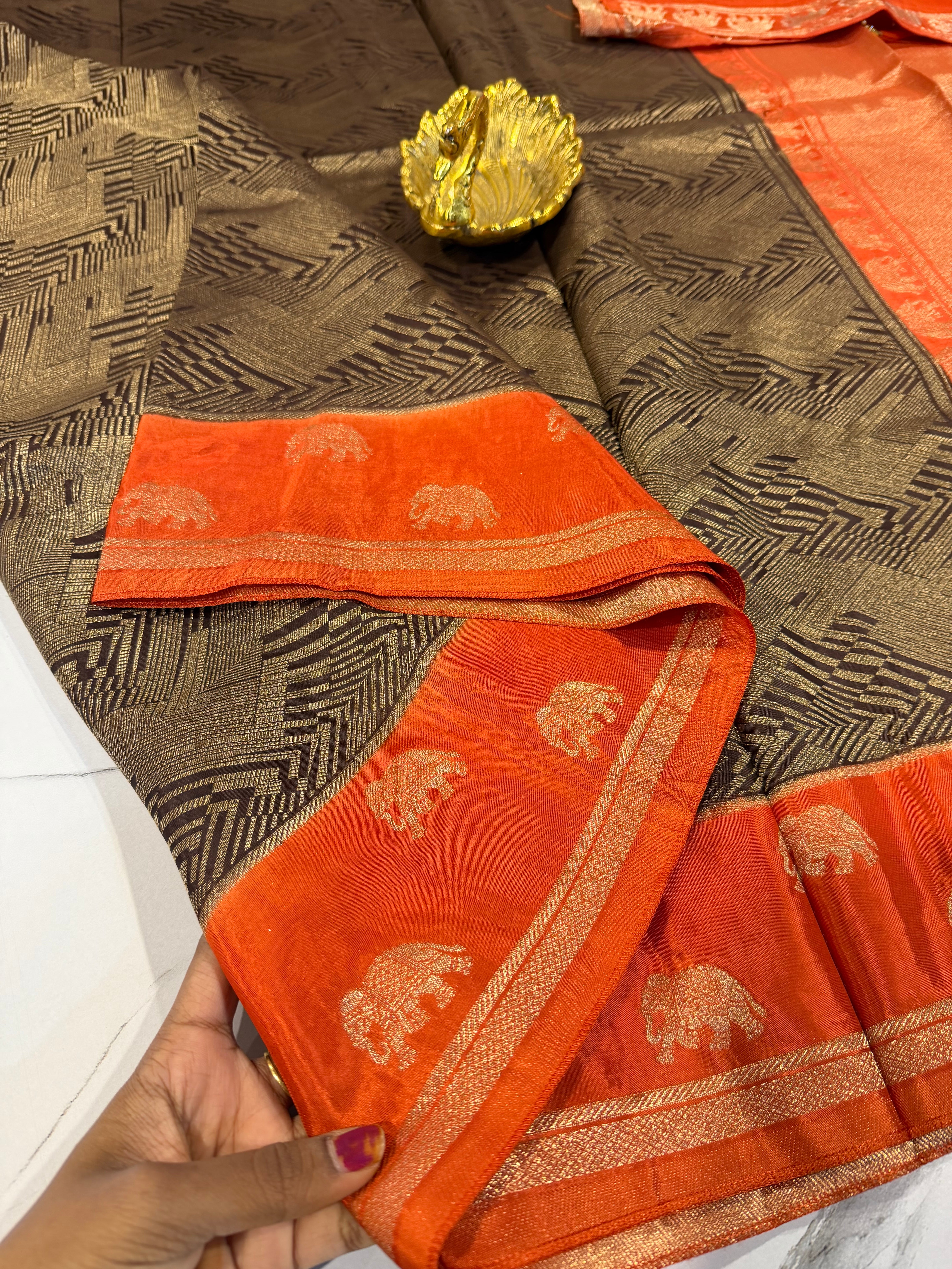 KW-2549  chocolate brown n orange border saree Kanchi green mango