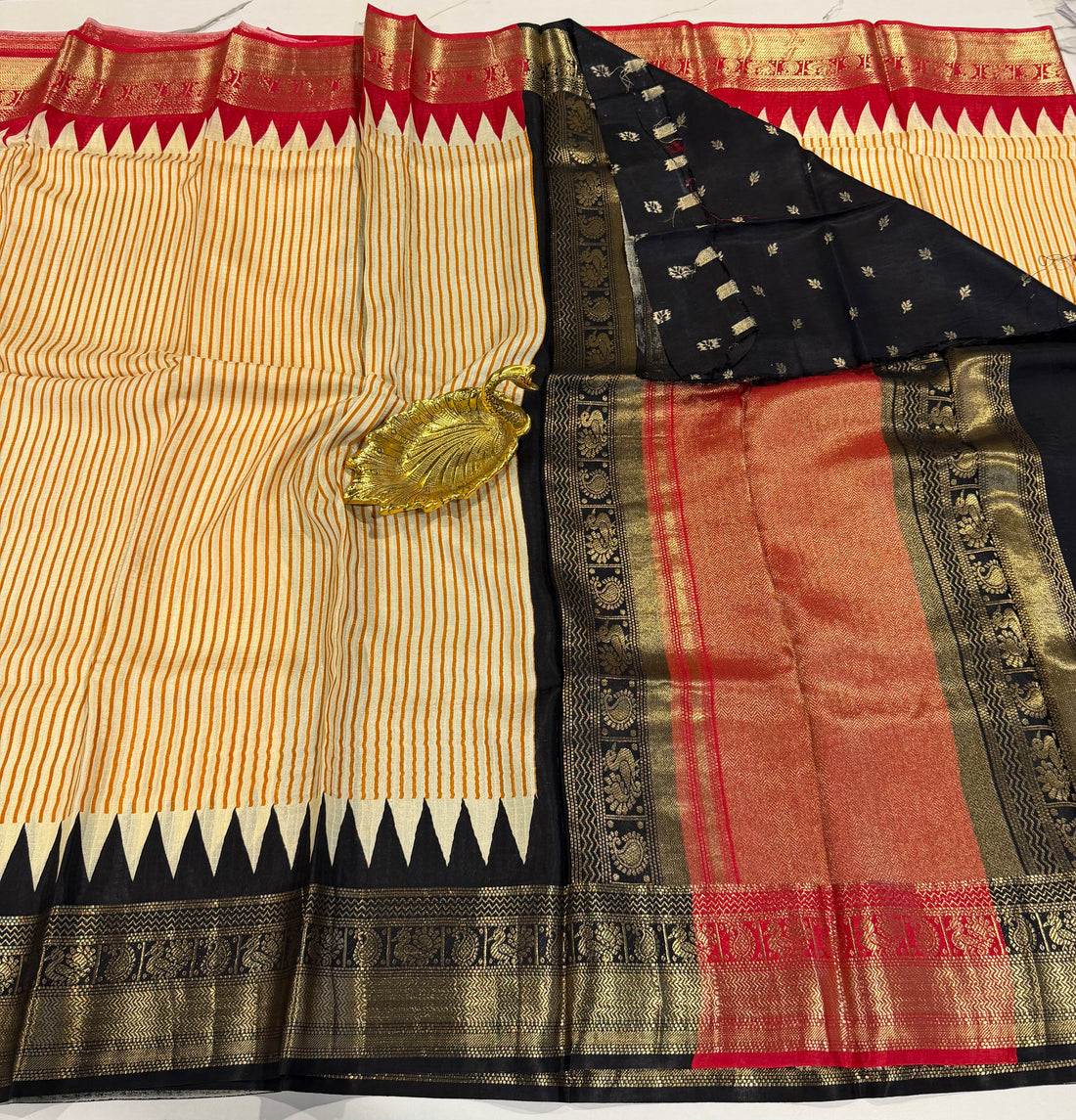 LD-2650 Ganga Jamuna saree cream stripes