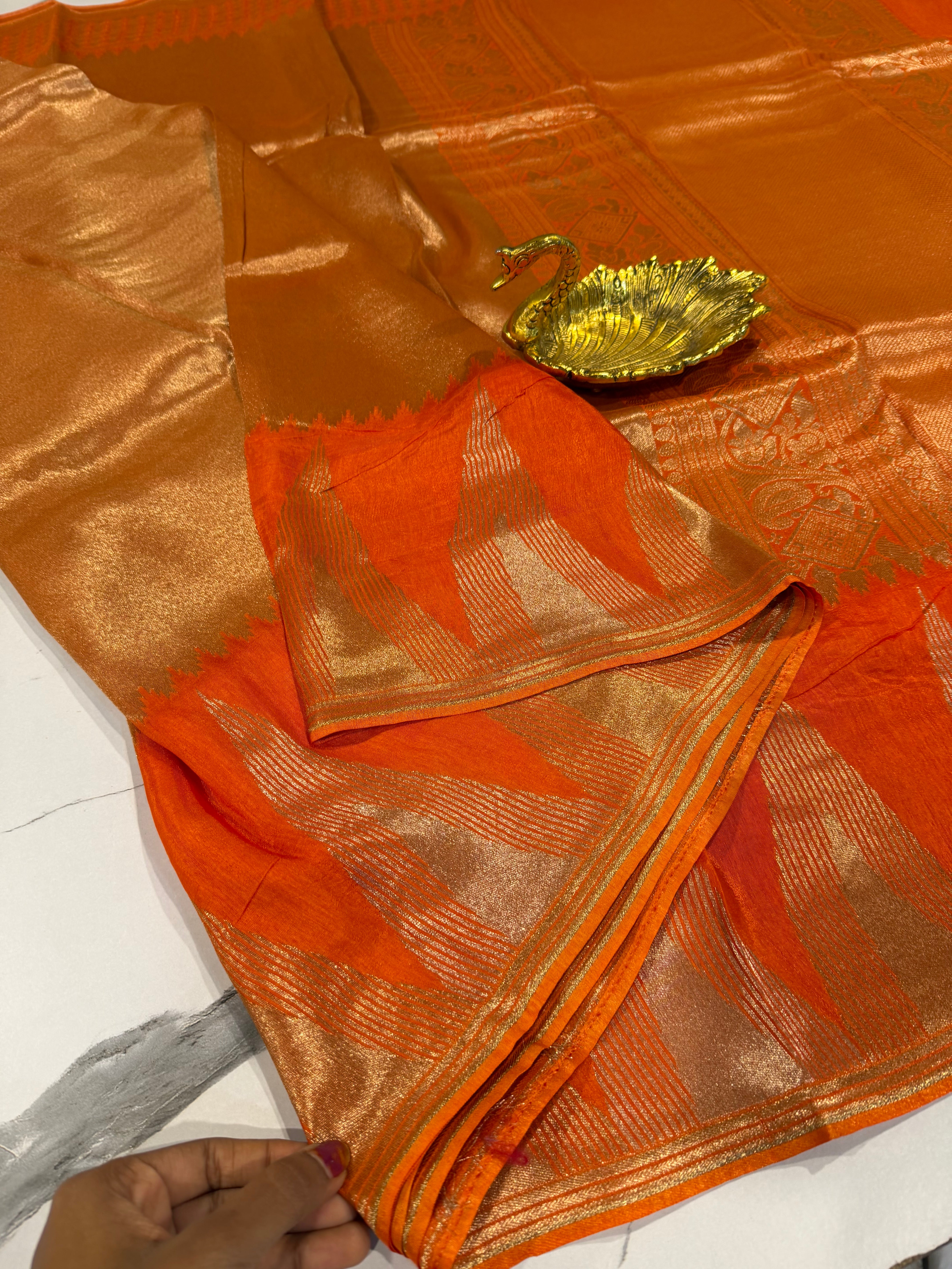K-4599 orange Kanchi temple tissue saree