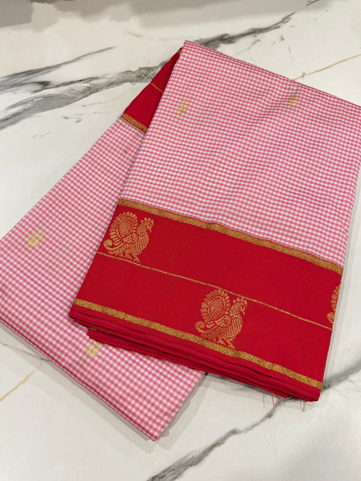 N-2499  red n white , red borders Narayanpet ilkal checks saree