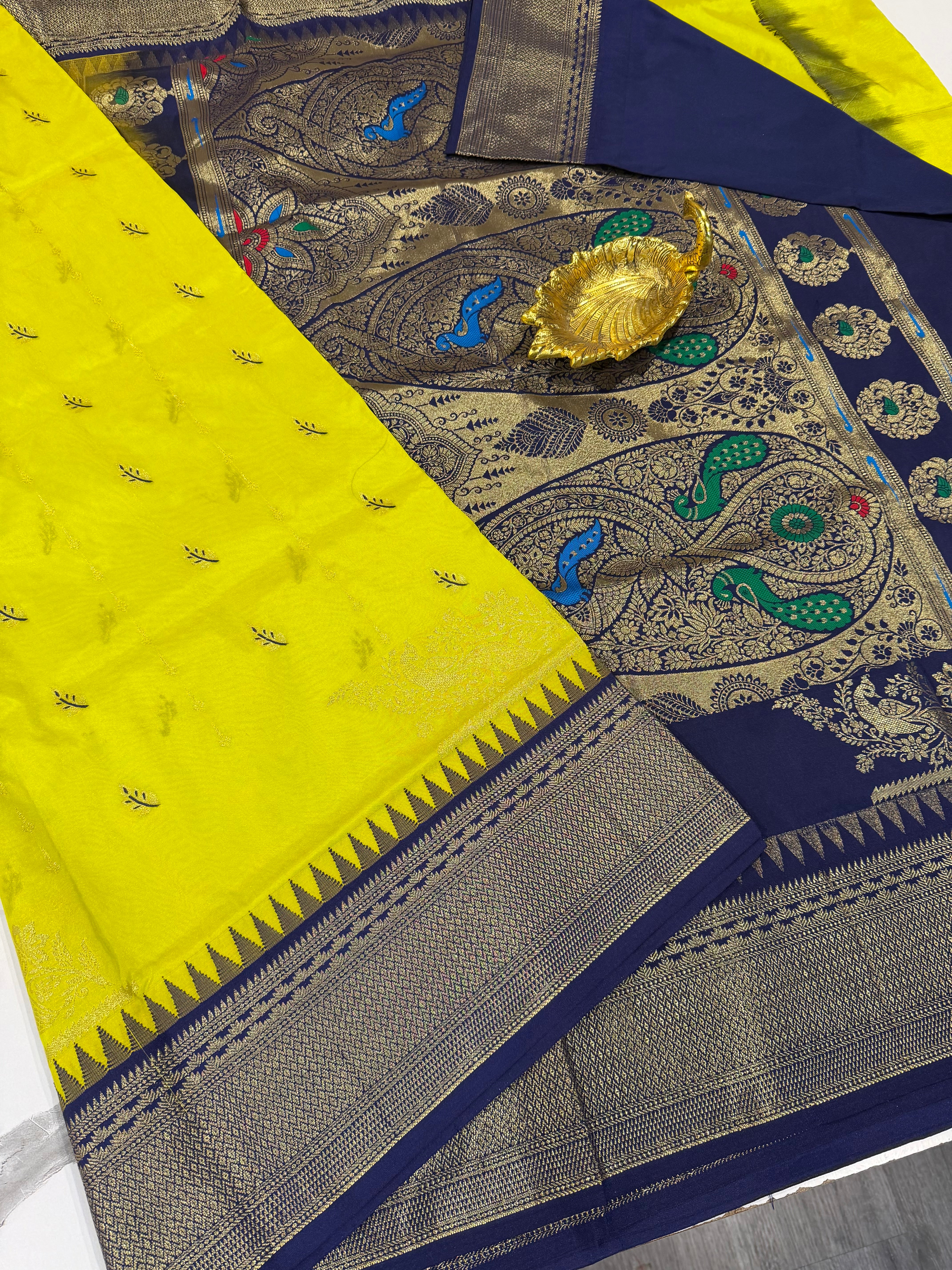 LD-NL35 semi narayanpet pattu lime green and navy blue border saree