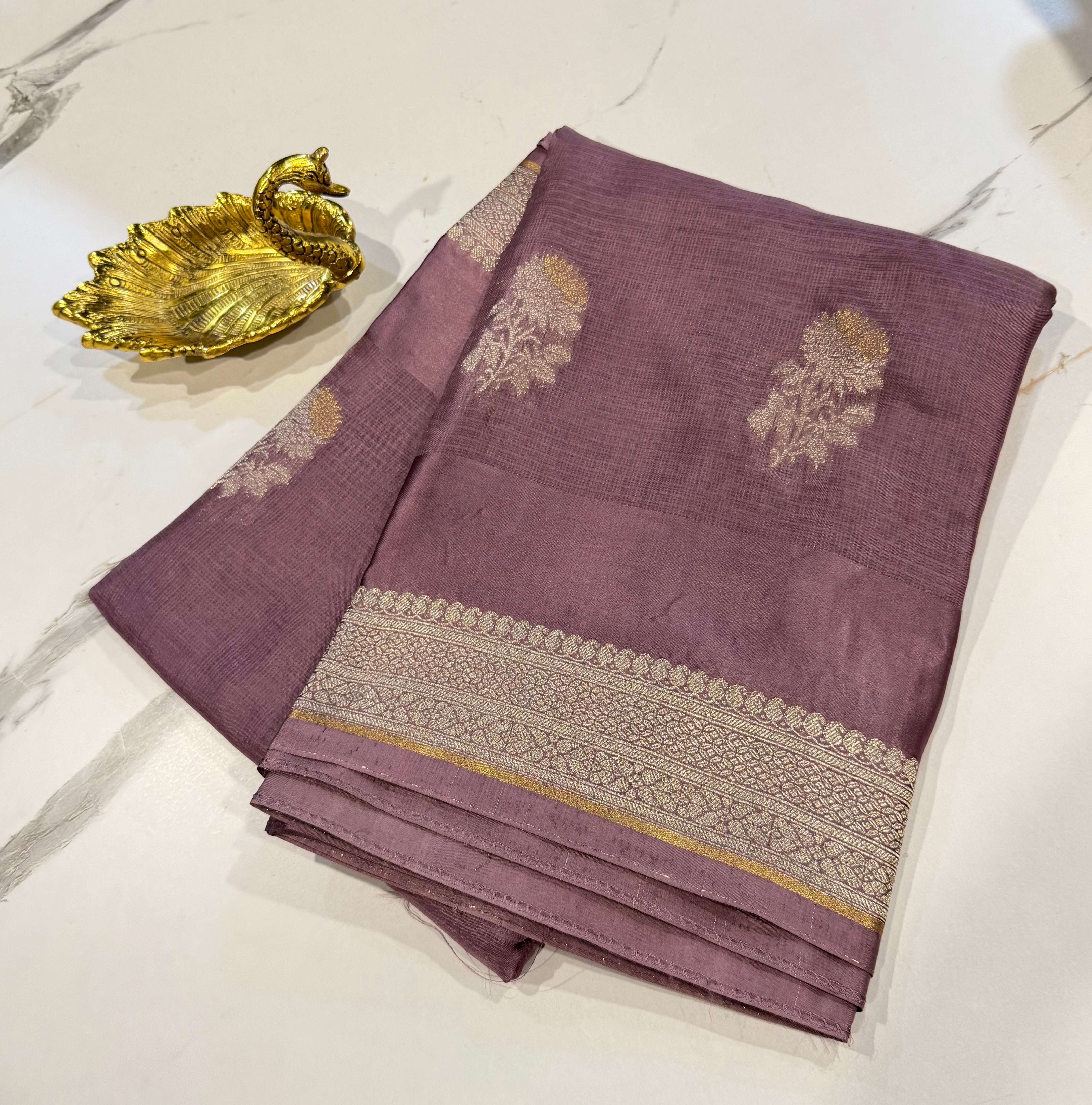 LD-M4k
Mavue Manipuri Kota silk sarees