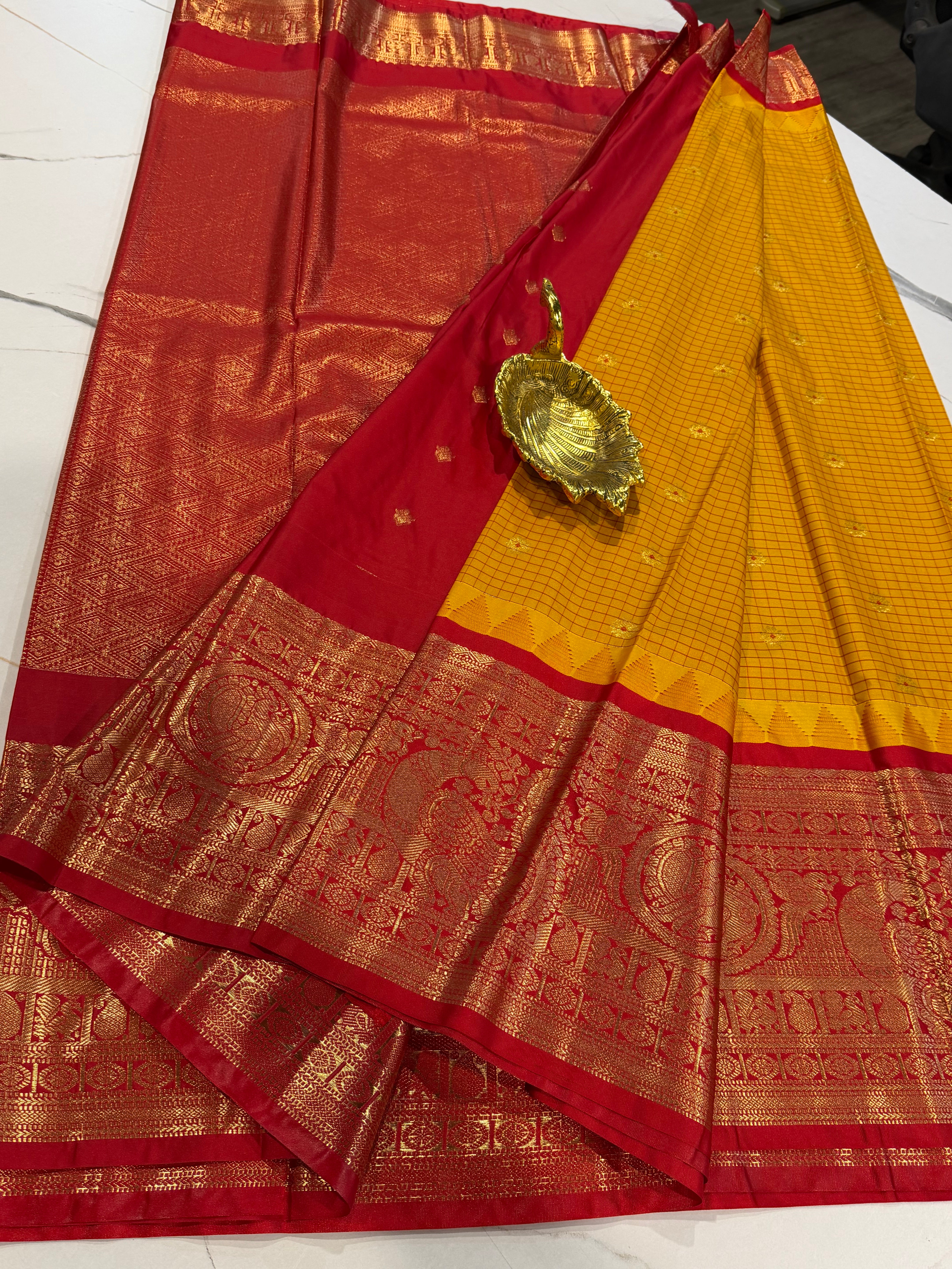 VG2 yellow & Red semi Gadwal saree