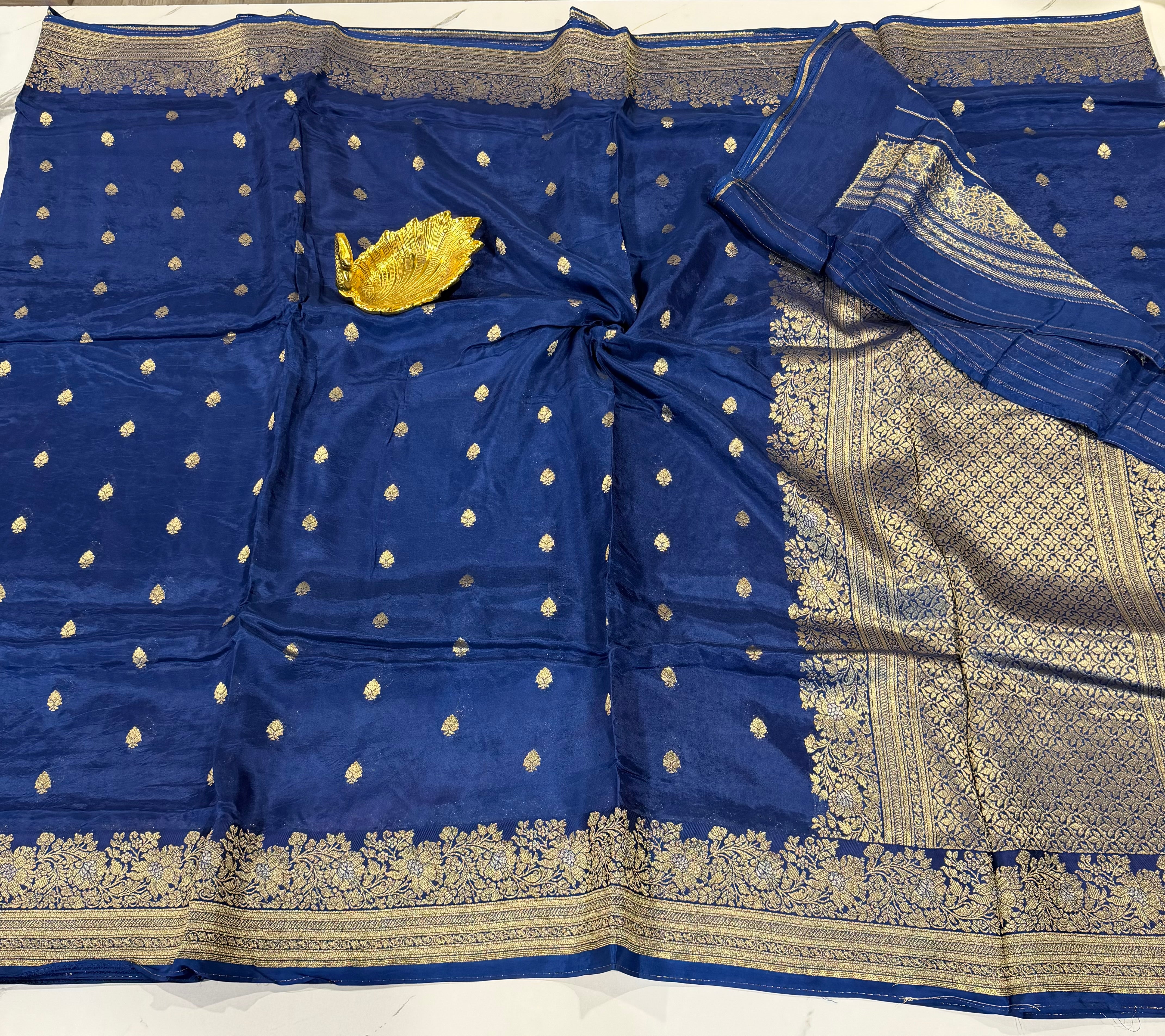 Gm-3950 banaras green mango dark blue color saree