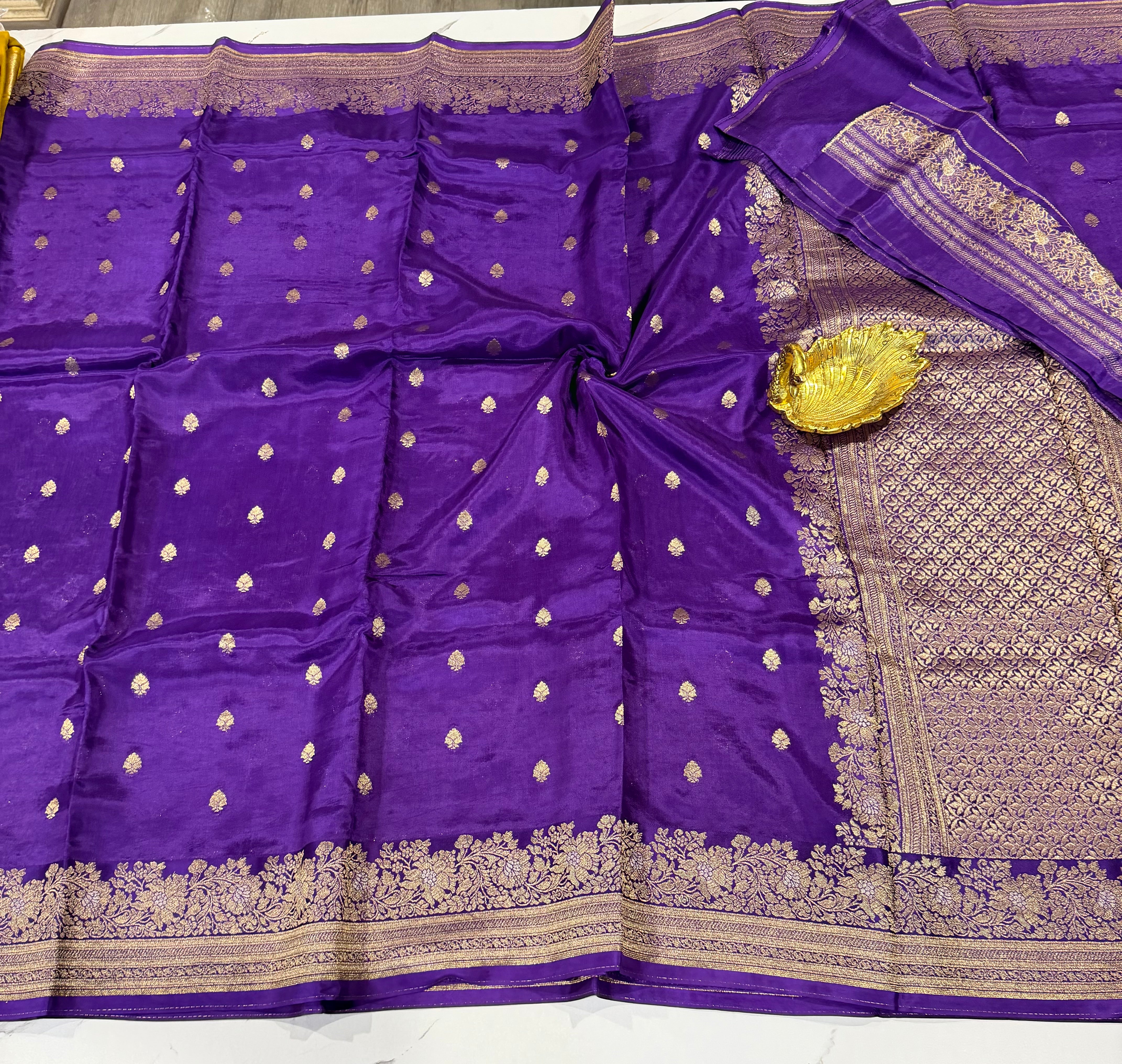 Gm-3950 banaras green mango violet color saree