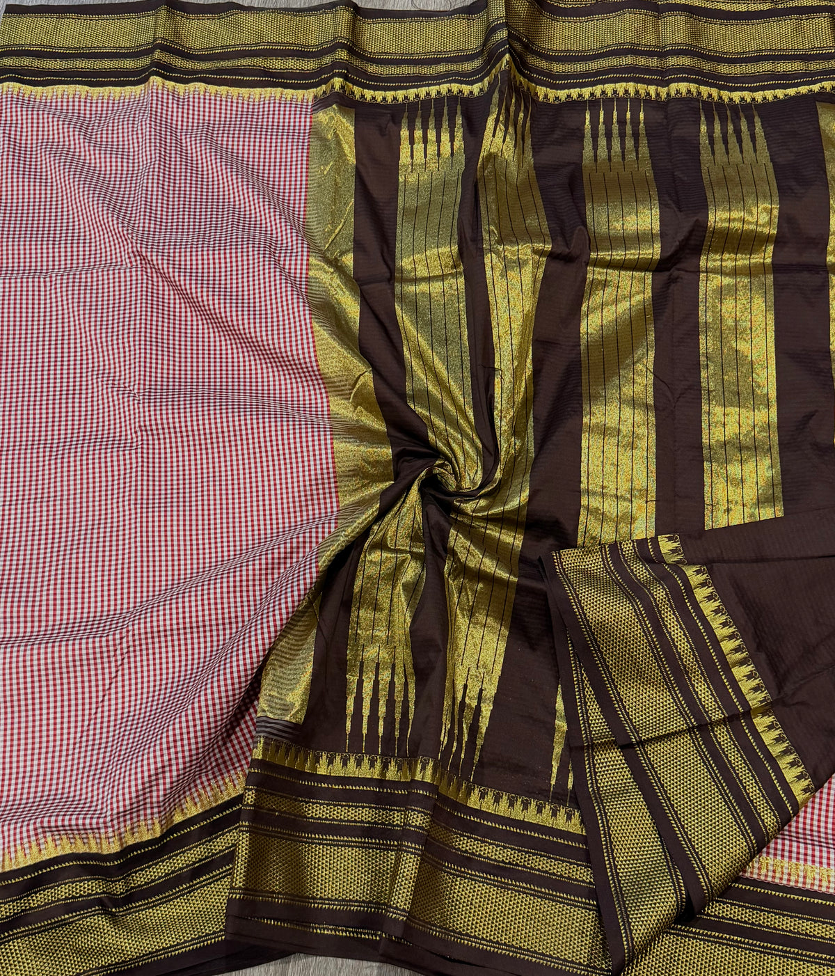 Nc-23 Red n white checks brown borders Narayanpet ilkal checks saree