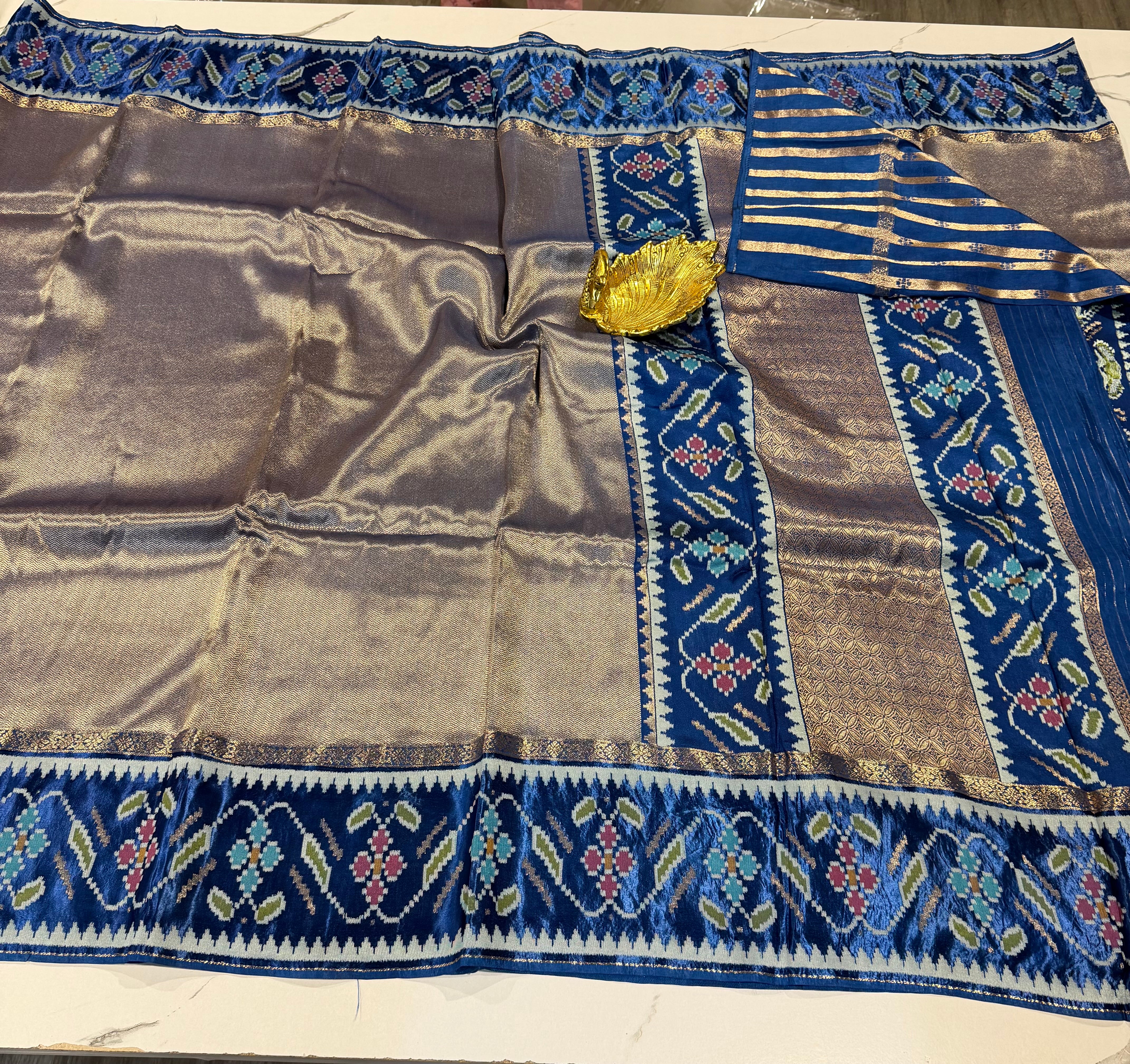 TP-51 Naviblue colour kanchi tissue saree