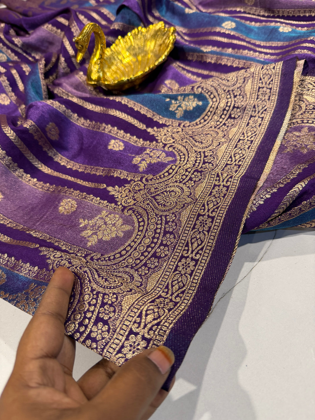 Ws-2100 violet Rangkart kaddi georgette saree