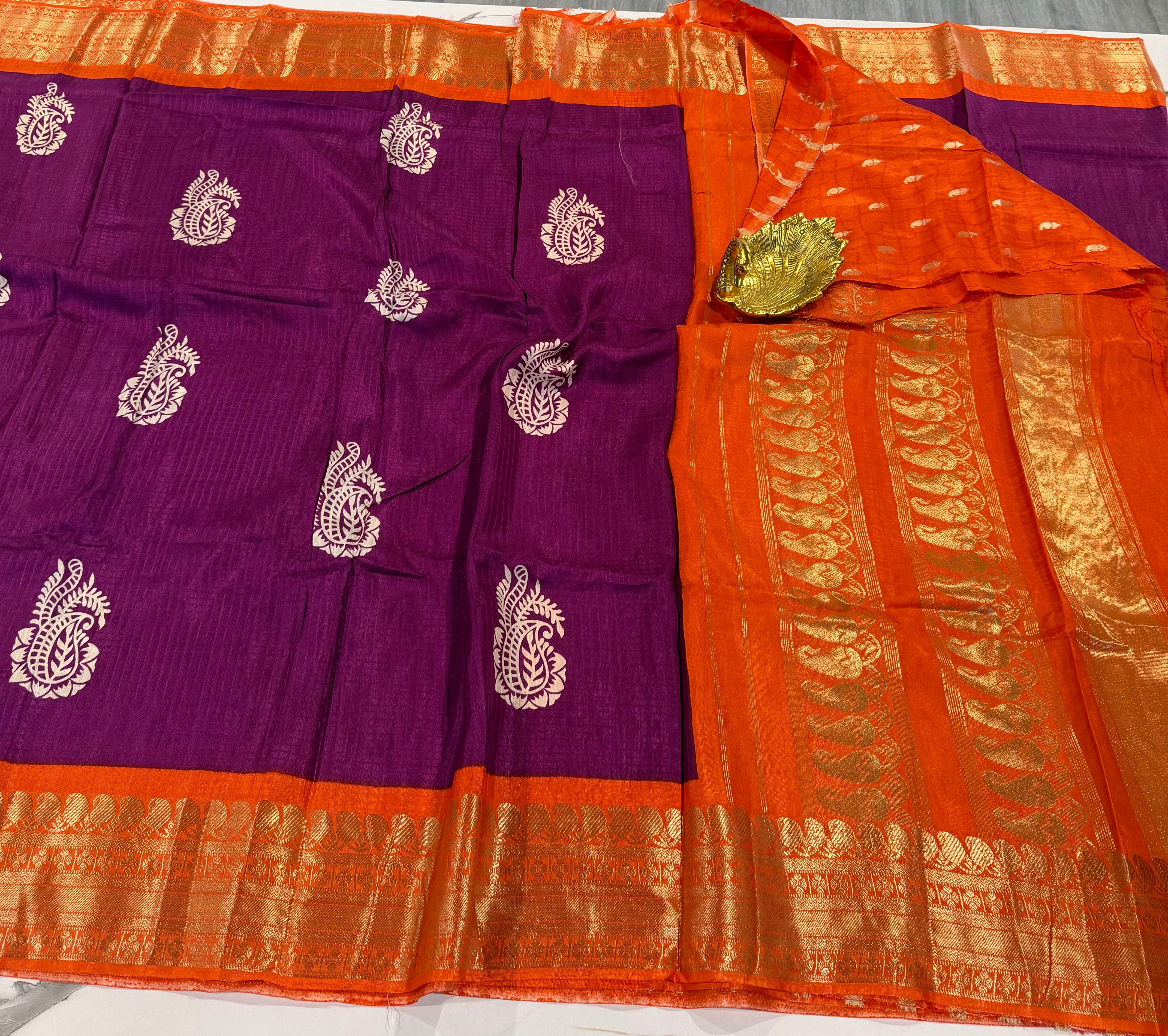 LD-M2650 purple  n orange mysore crepe saree (Copy)