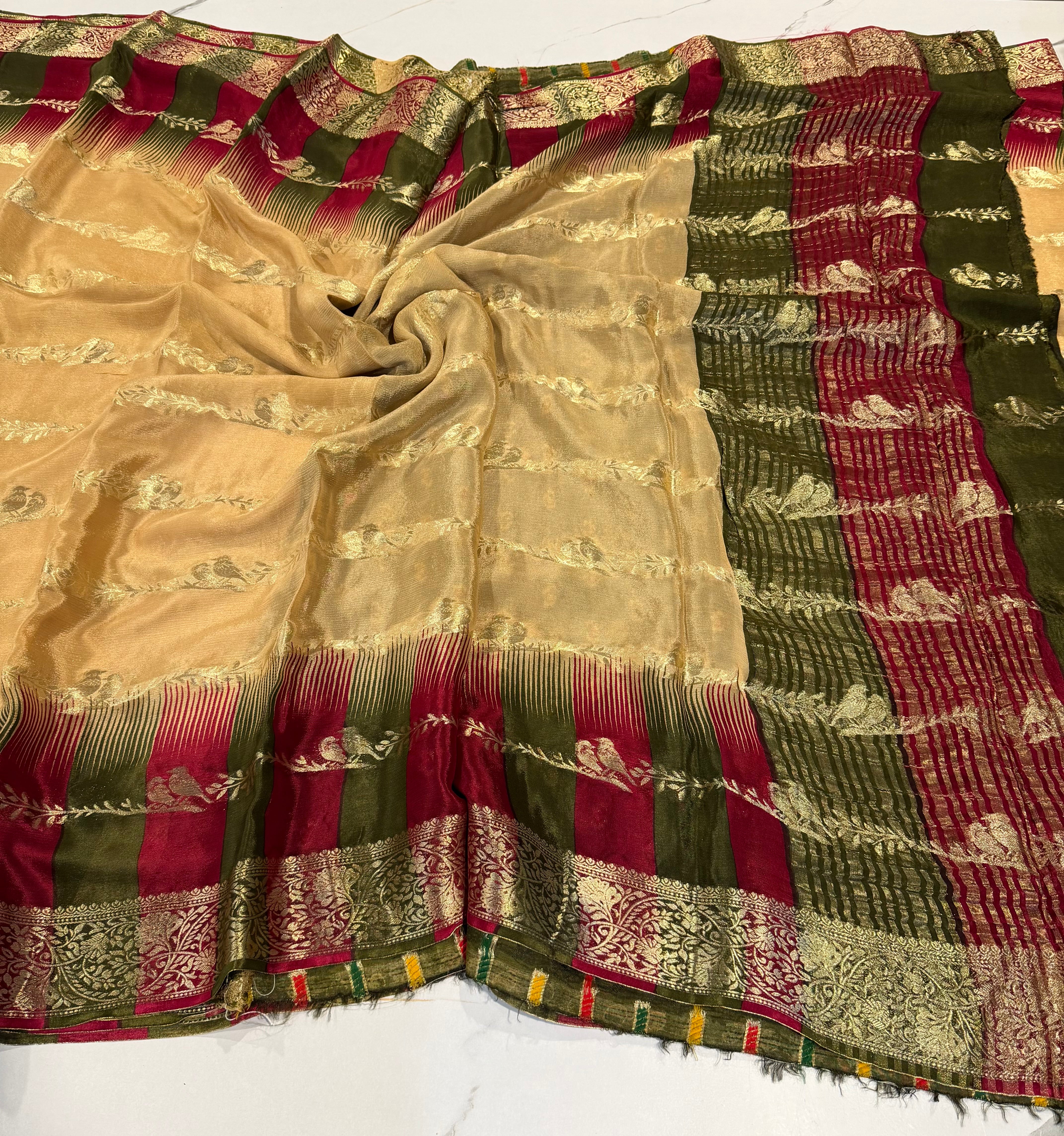 MW-R cream saree Rang-cart borders