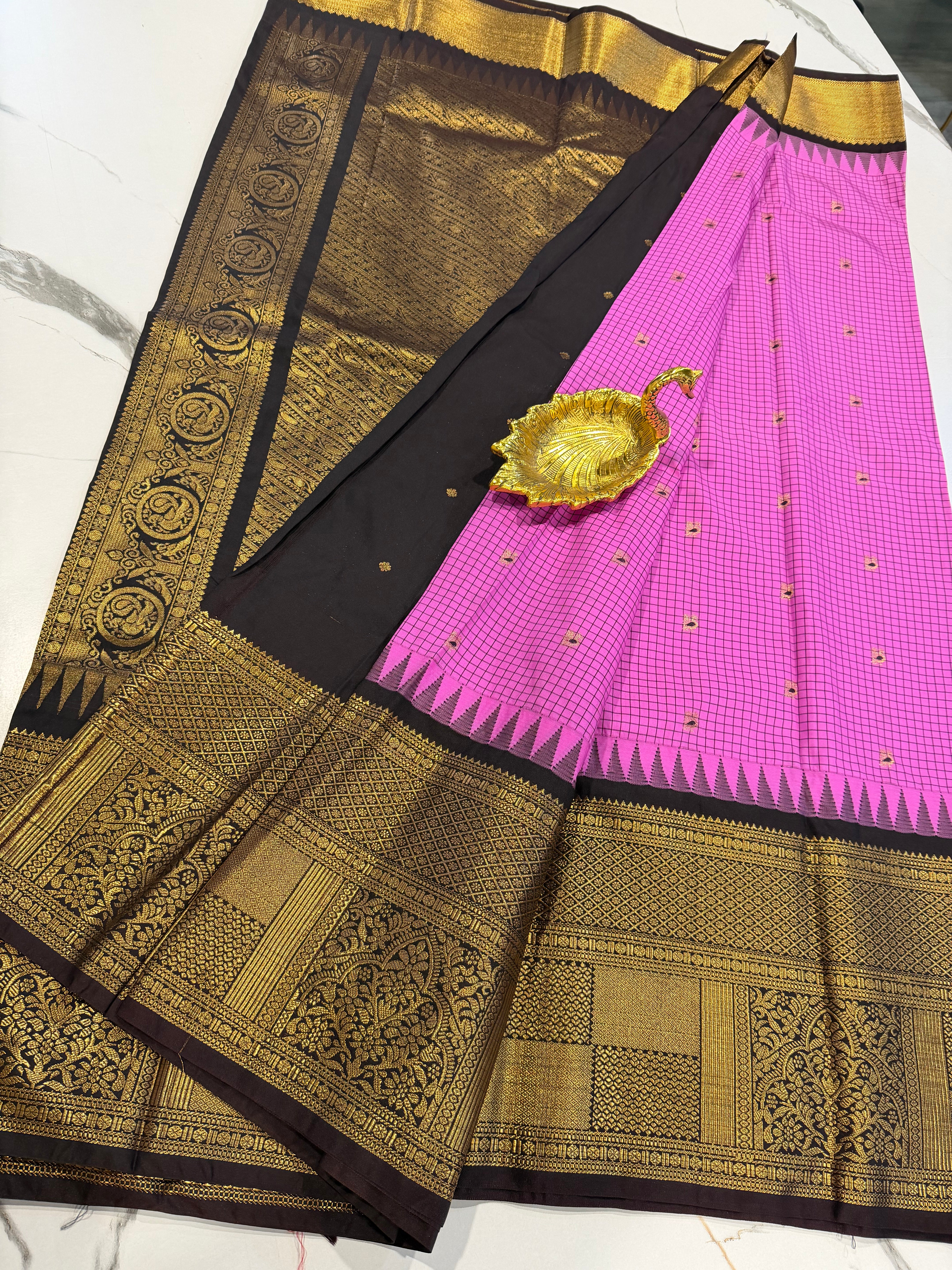VG2 Lilac & brown semi Gadwal saree