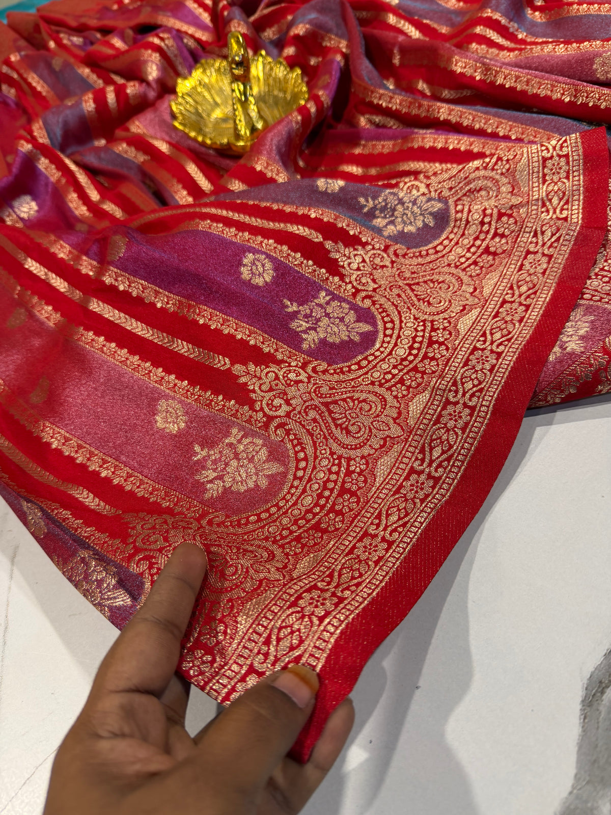 Ws-2100 Red Rangkart kaddi georgette saree