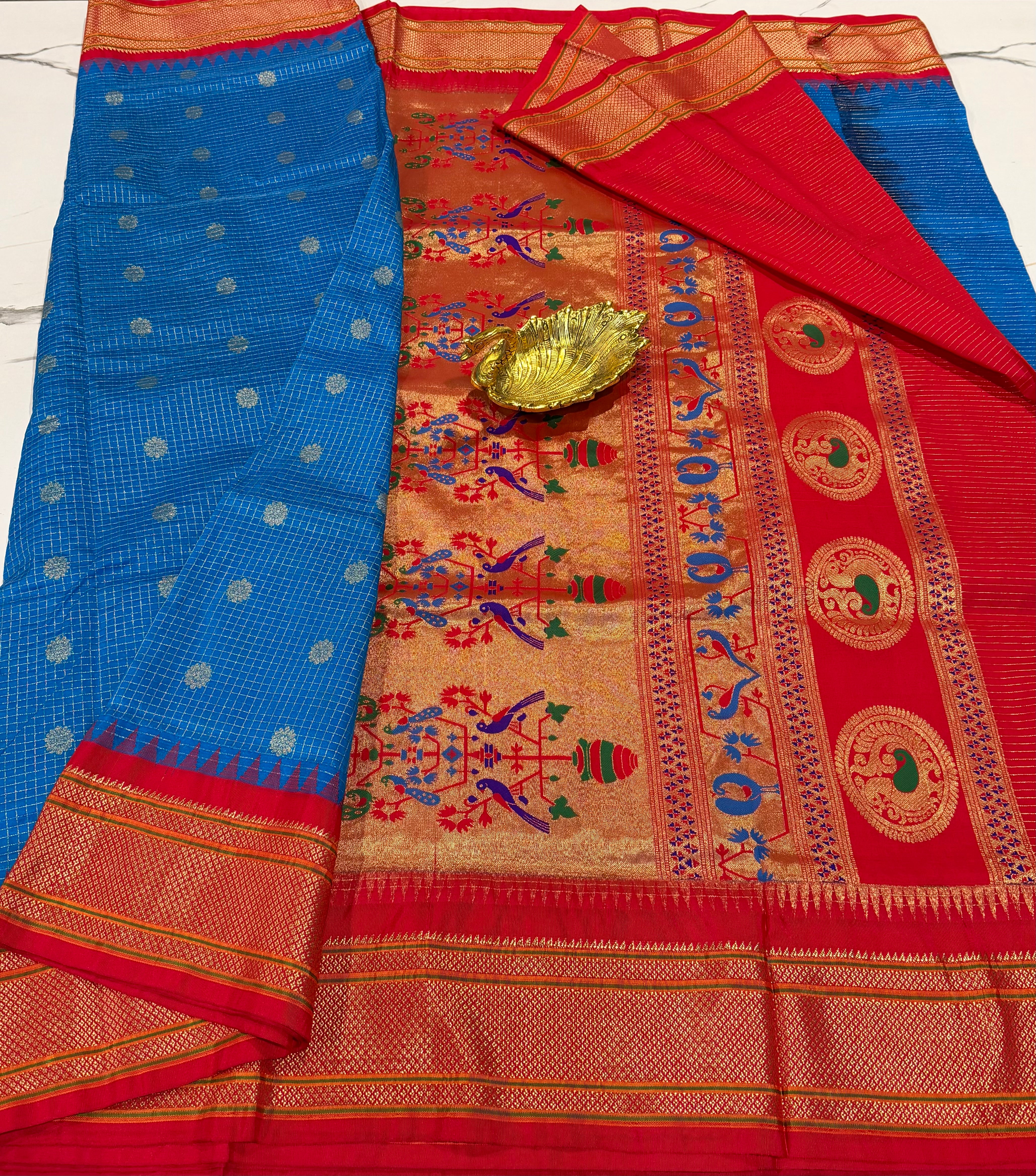 LD-NG25 Krishna blue and red border saree