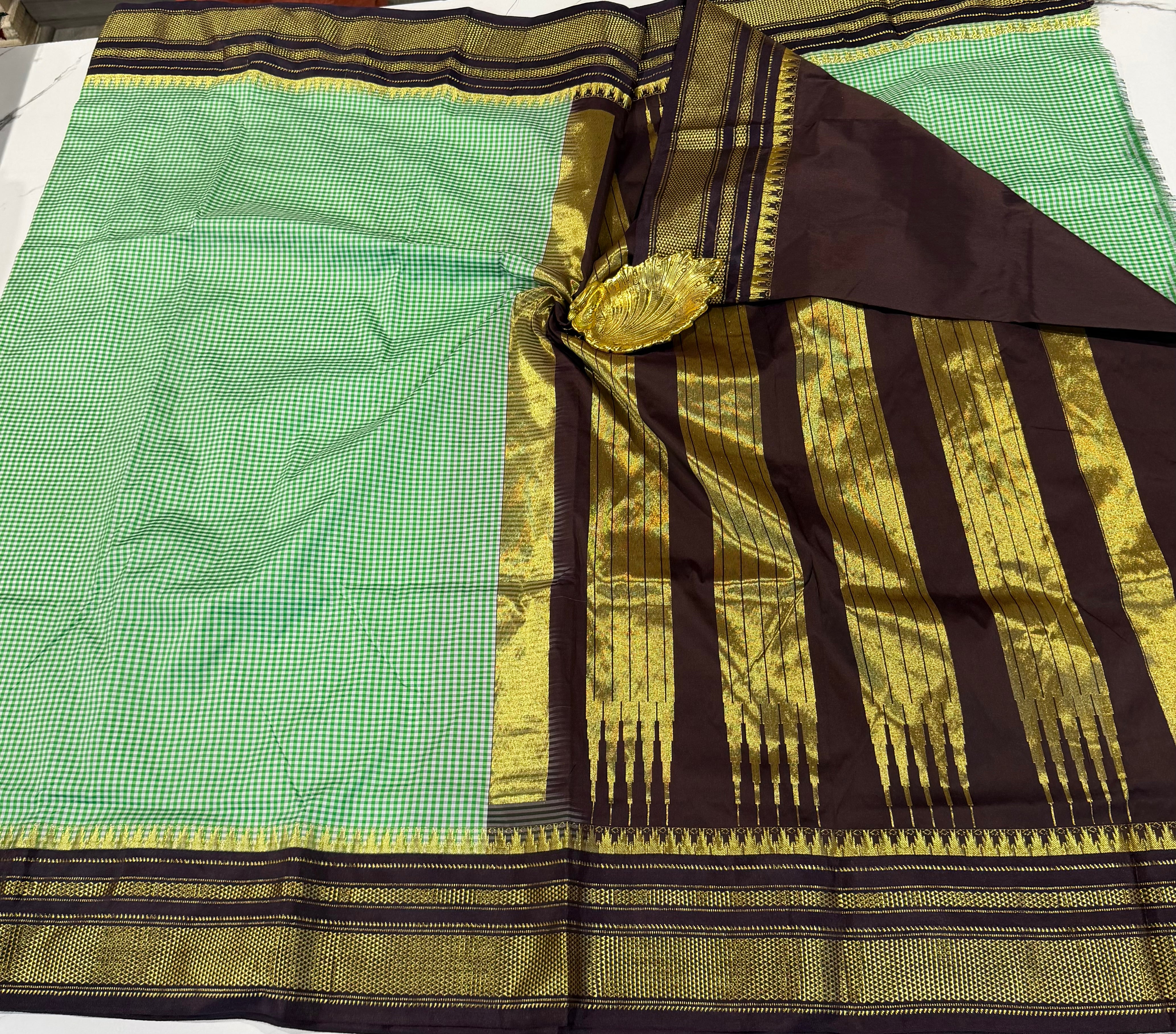 LD-N22 narayanapeta semi checks saree green and brown border