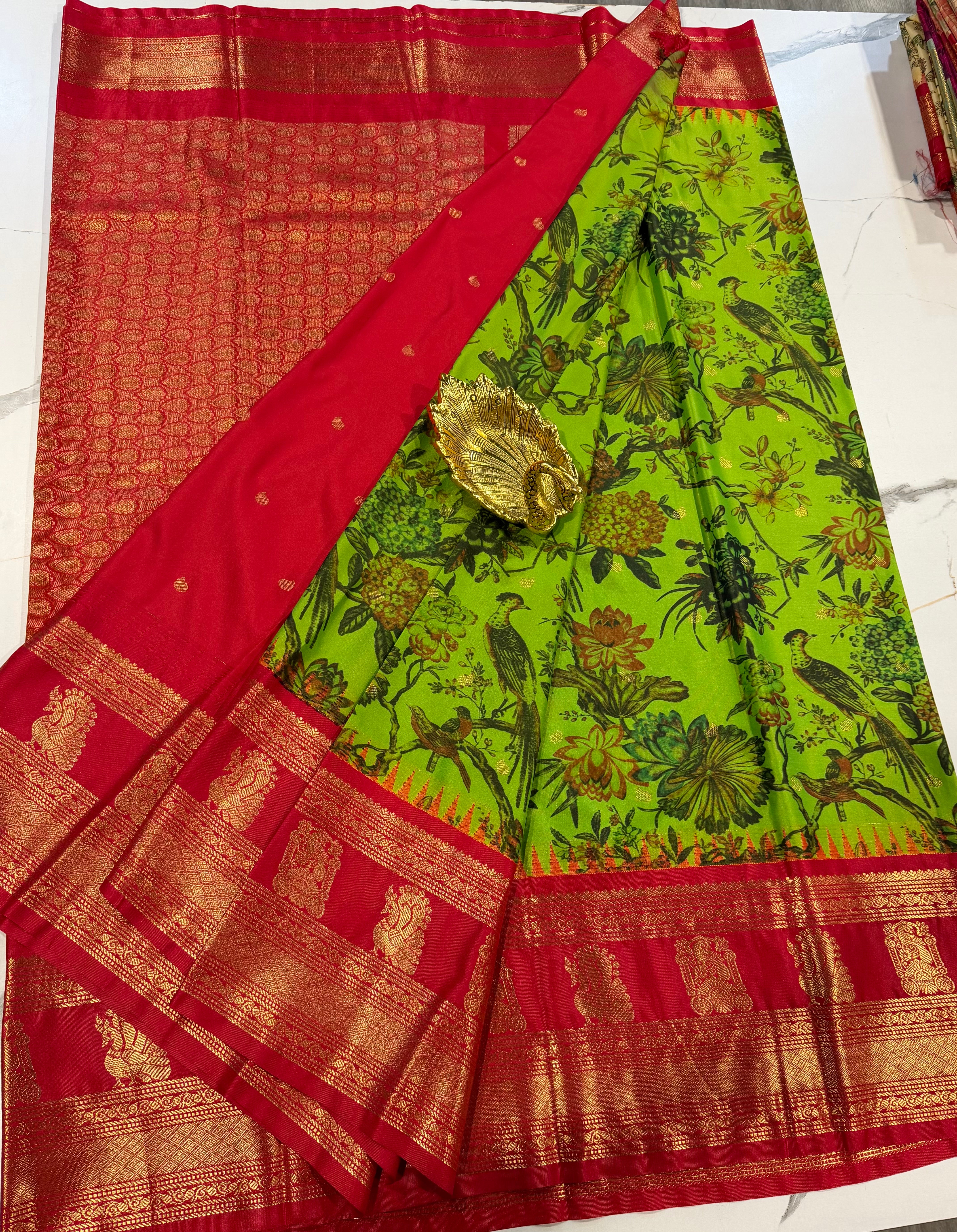 SGK-2997 Green n red gadwal Kalamkari saree