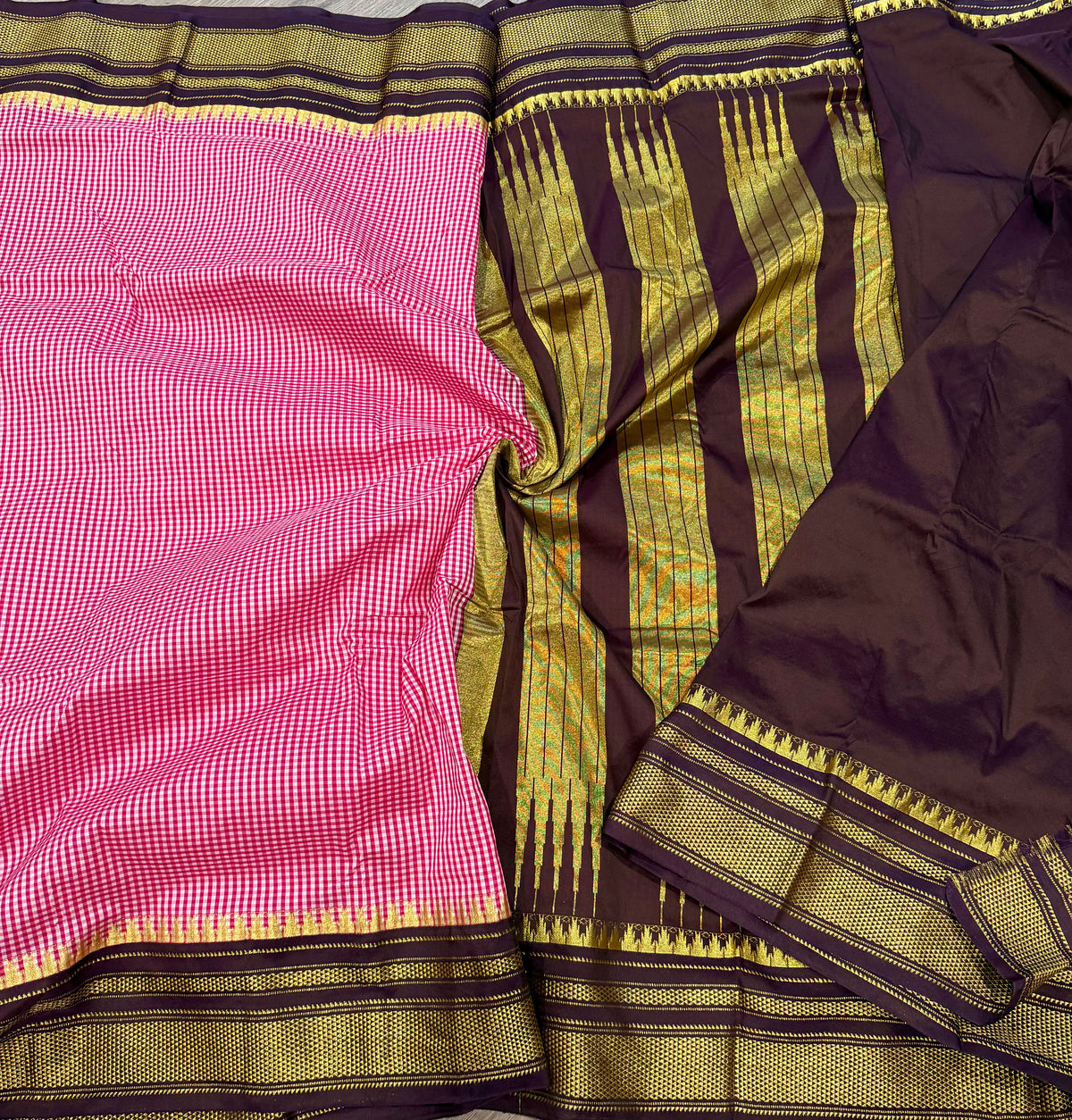 Nc-23 pink n white checks brown borders Narayanpet ilkal checks saree