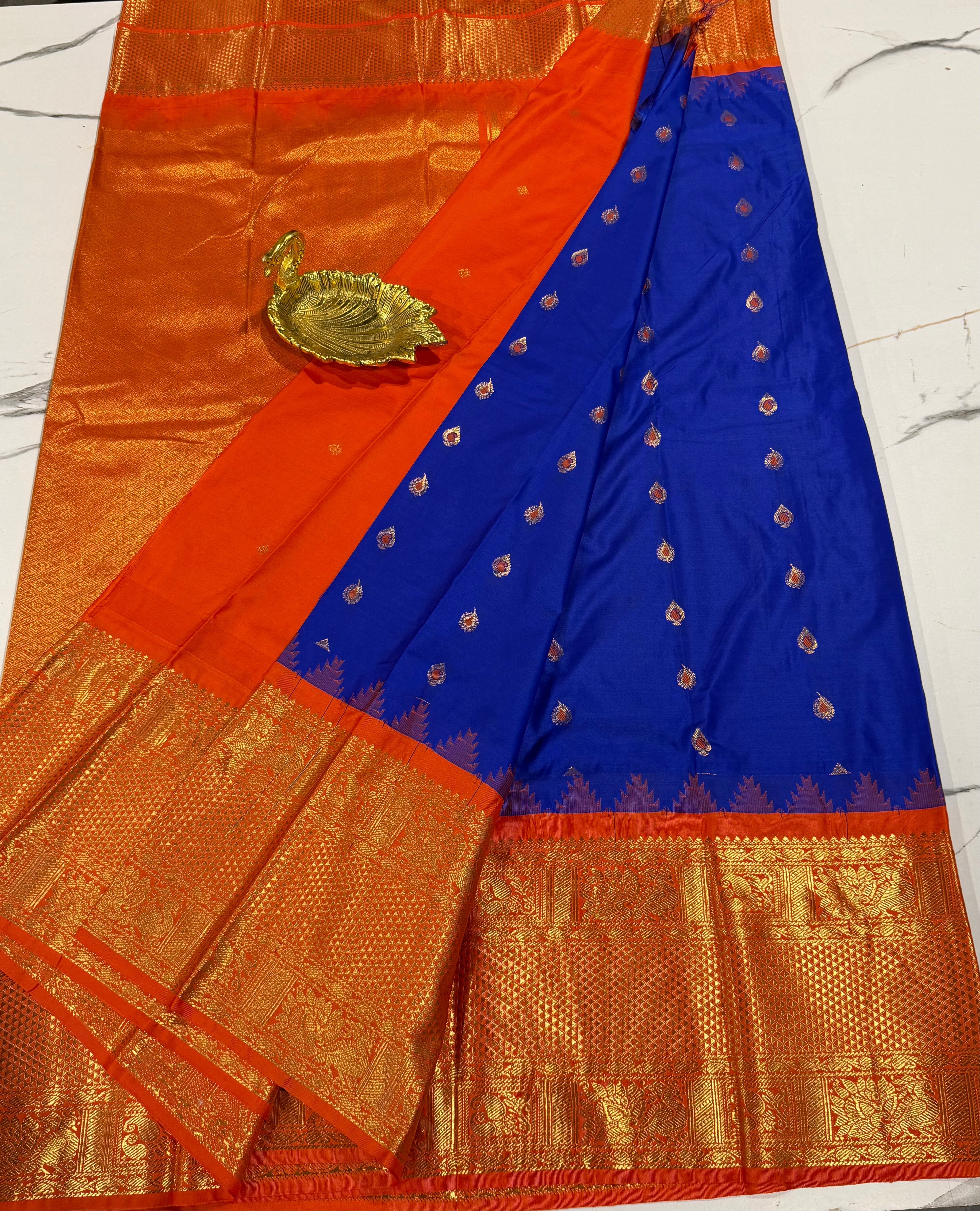 VG2 semi Gadwal dark blue and orange saree