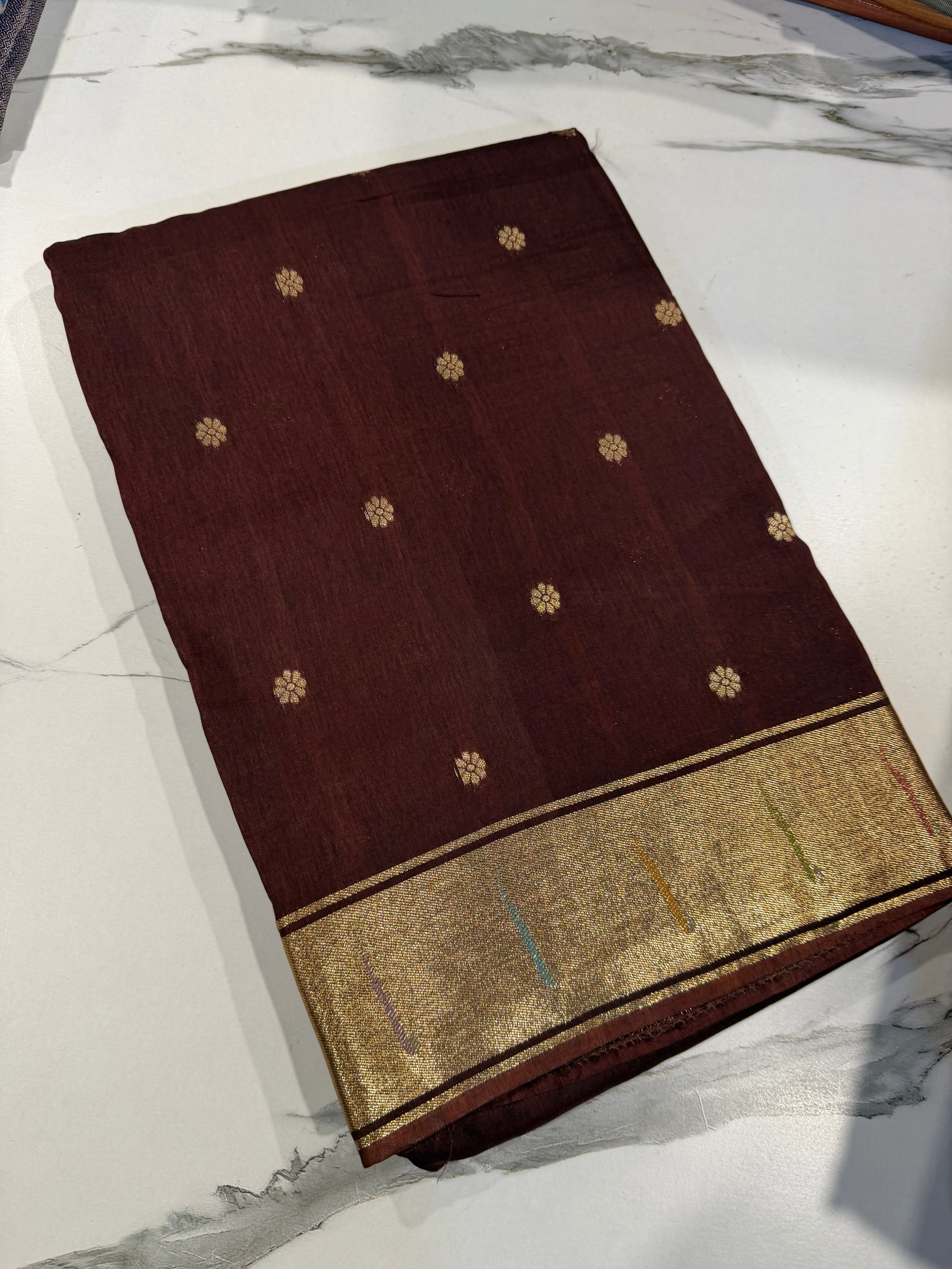 Pc-40 brown saree Paithani crepe